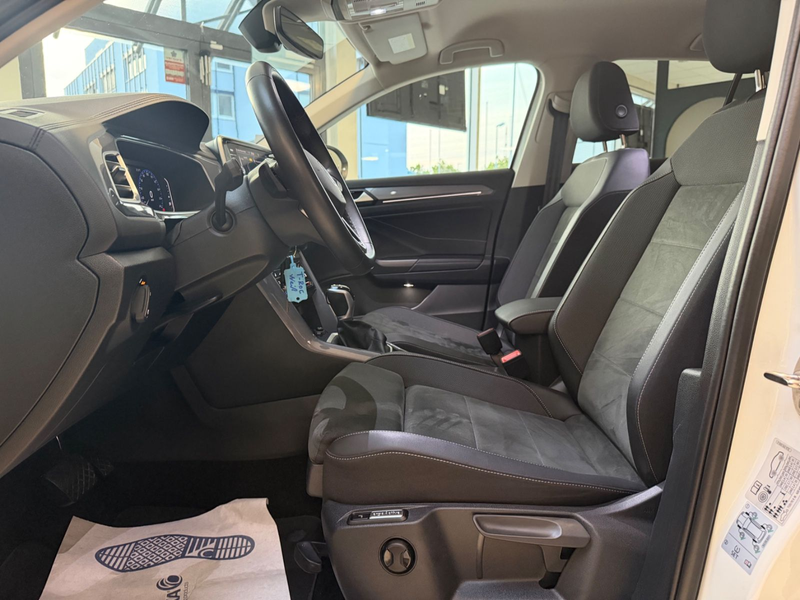 Volkswagen T-Roc 1.5 TSI Style DSG LED ACC NAVI AHK MASSAGE — photo 21