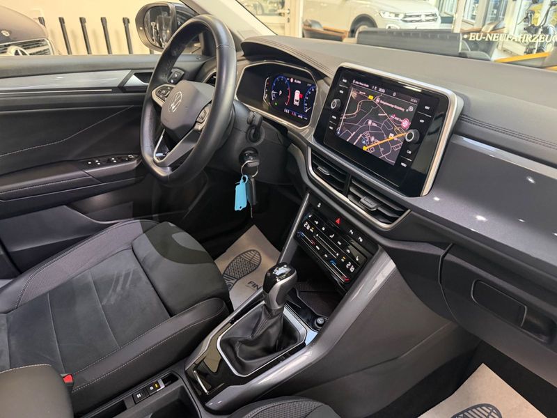 Volkswagen T-Roc 1.5 TSI Style DSG LED ACC NAVI AHK MASSAGE — photo 16