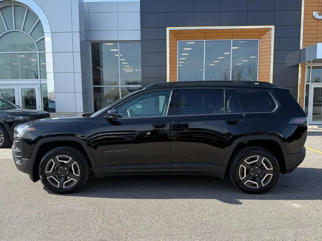 Jeep Cherokee снимка Jeep Cherokee