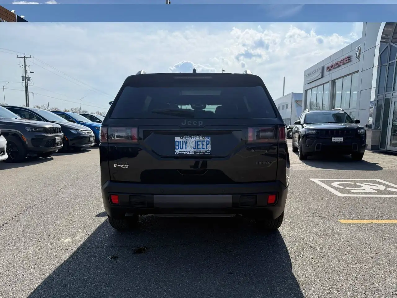 Jeep Cherokee снимка Jeep Cherokee