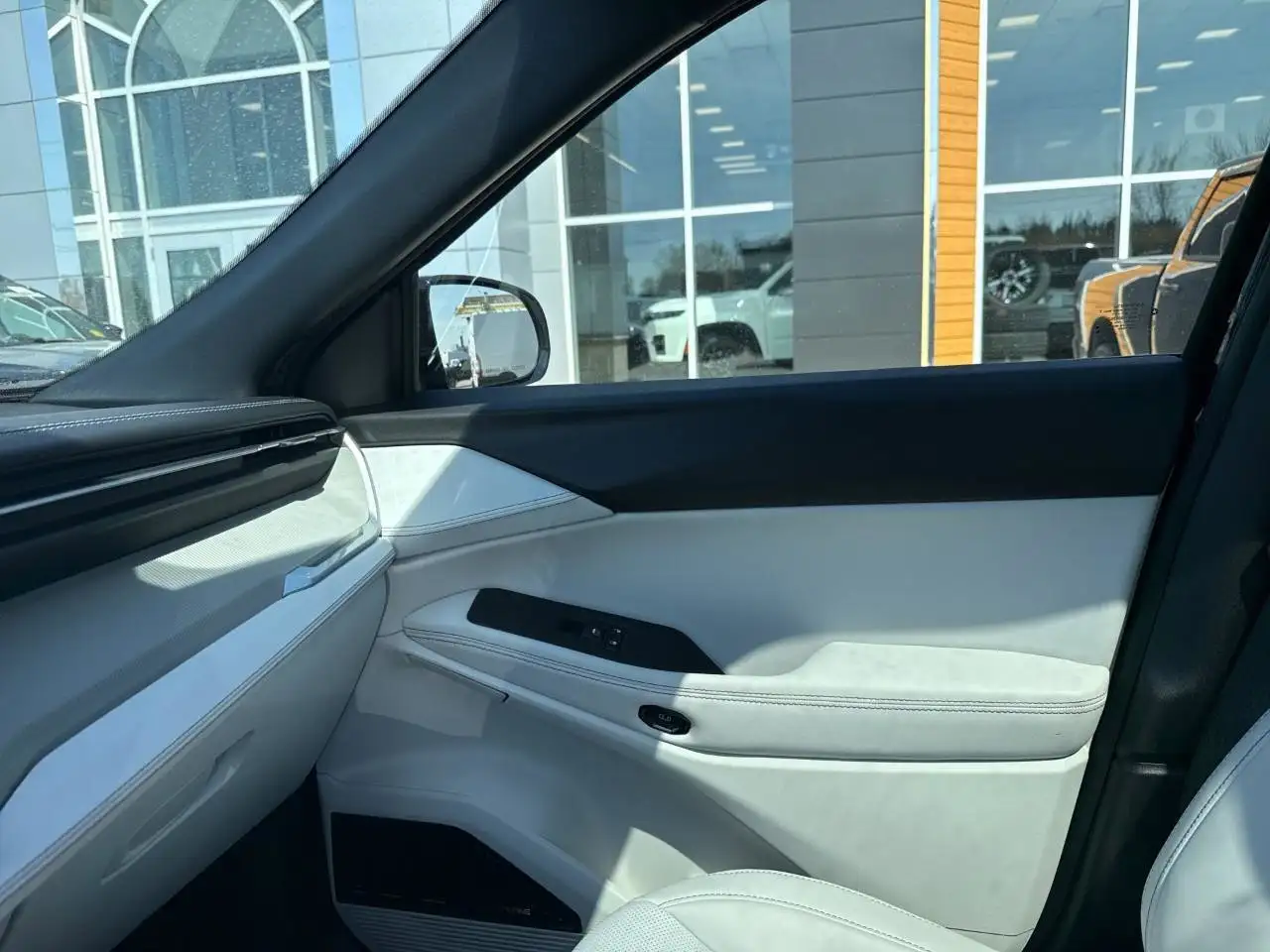 Jeep Cherokee снимка Jeep Cherokee