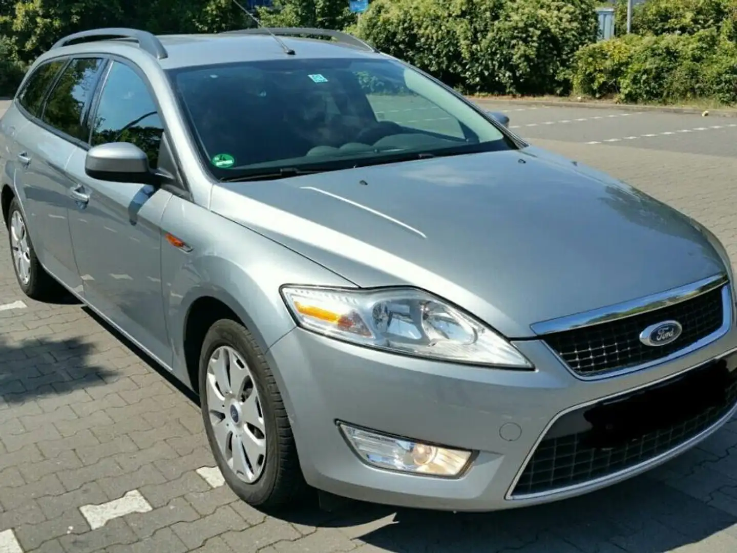 Ford Mondeo Grau - 1