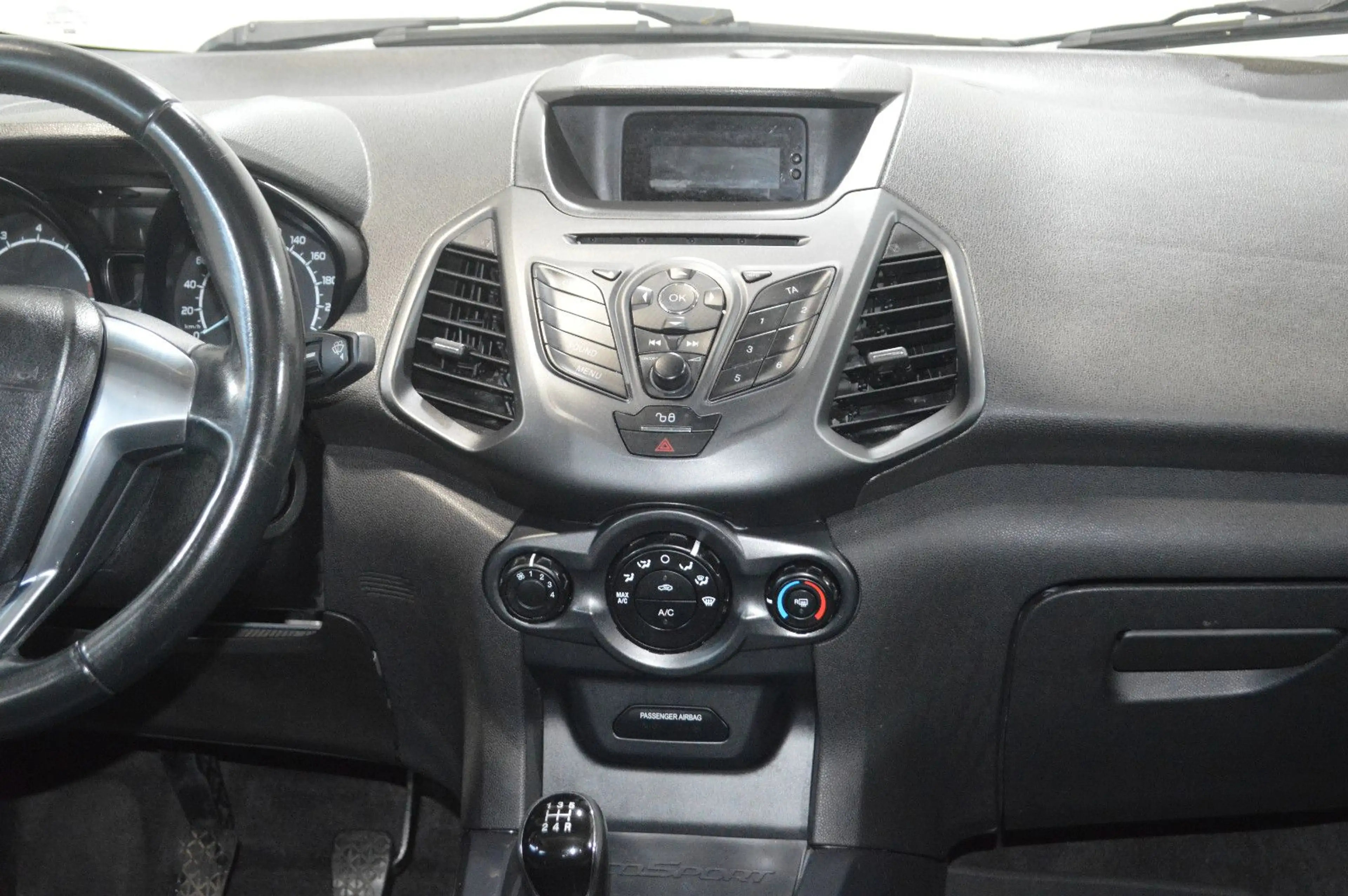 Ford EcoSport Trend *Anhängerkupplung* — photo 9