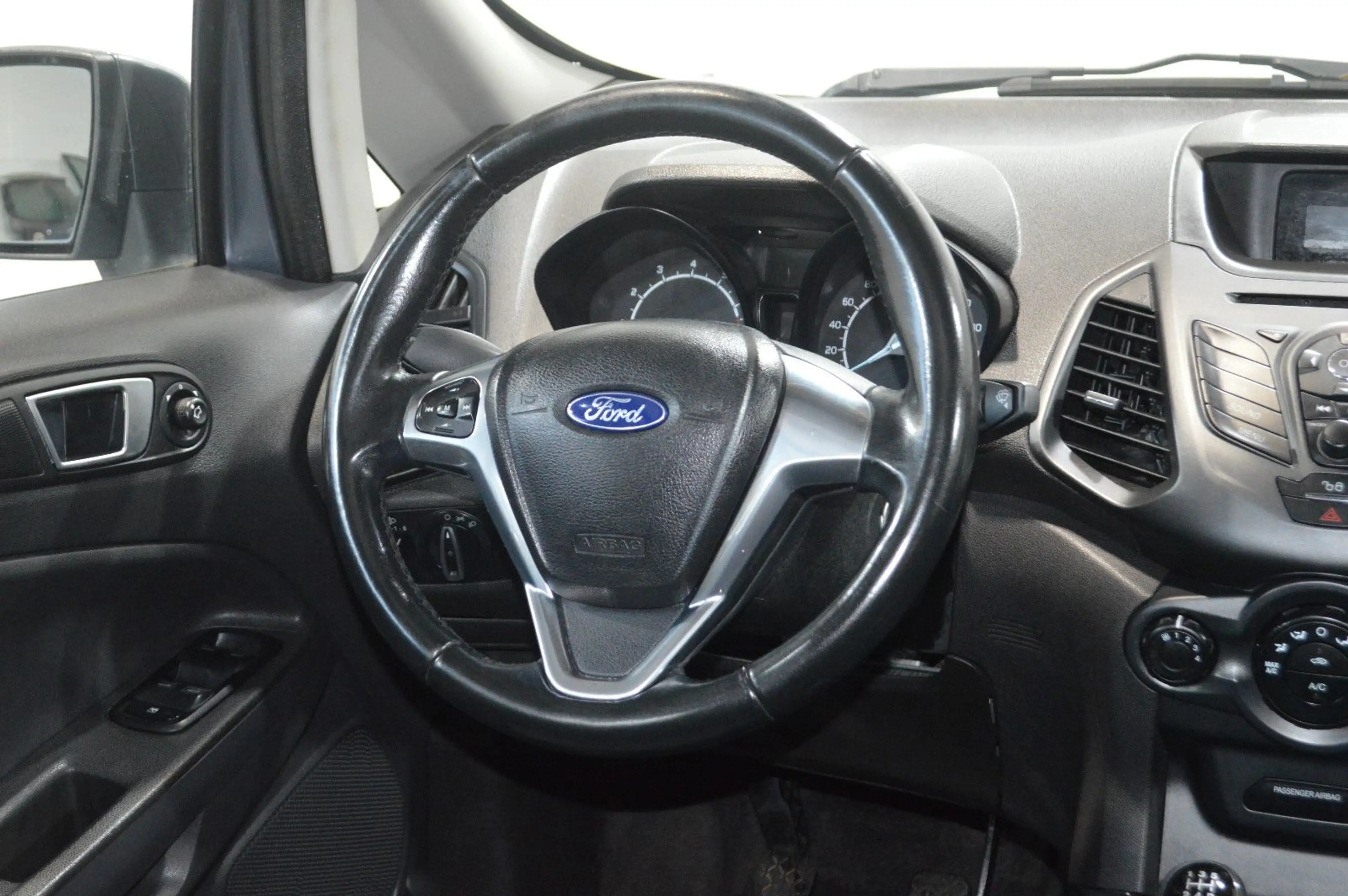 Ford EcoSport Trend *Anhängerkupplung* — photo 8