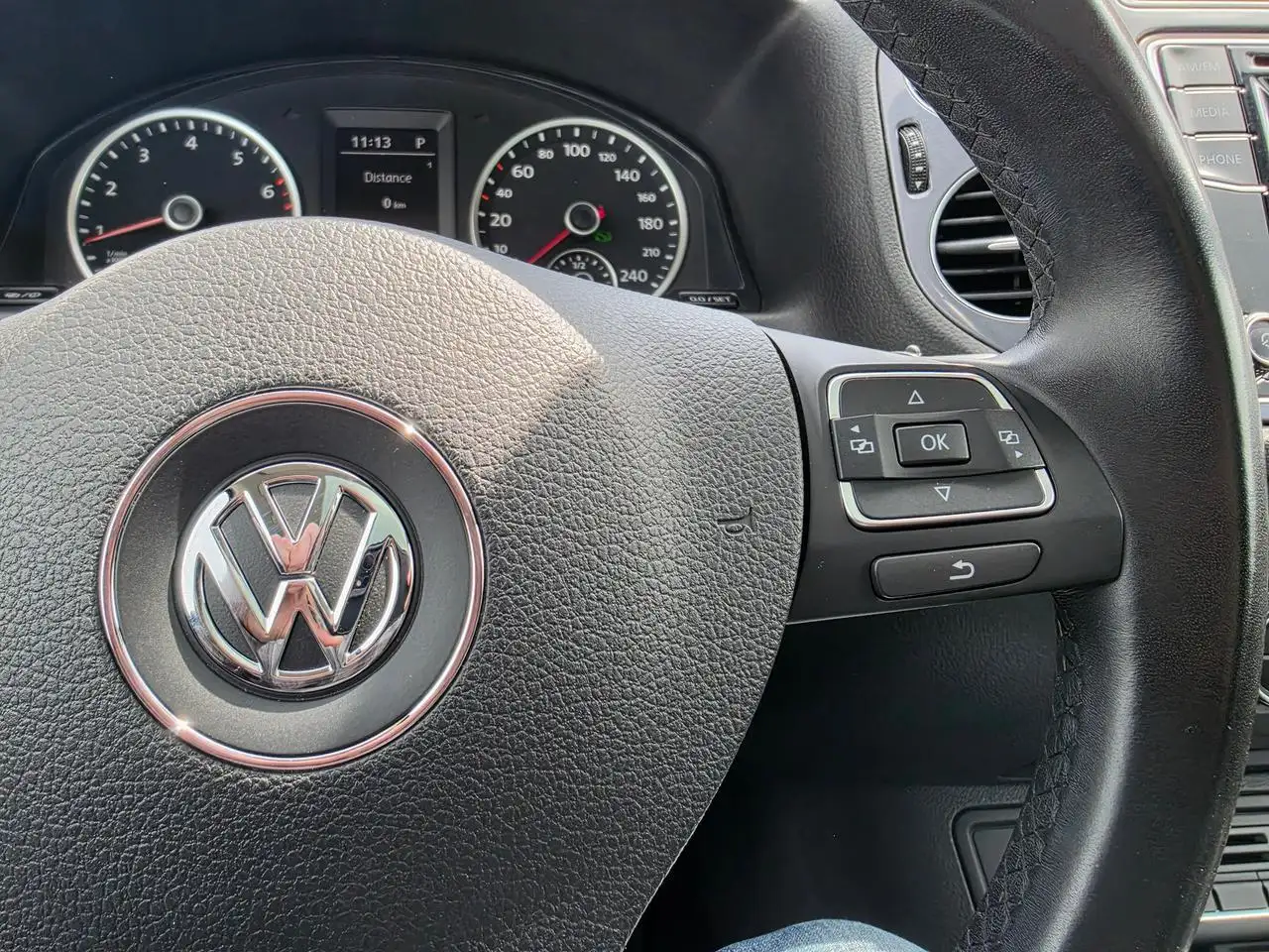 Volkswagen Tiguan снимка Volkswagen Tiguan