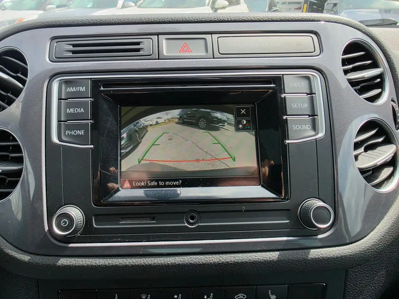 Volkswagen Tiguan снимка Volkswagen Tiguan