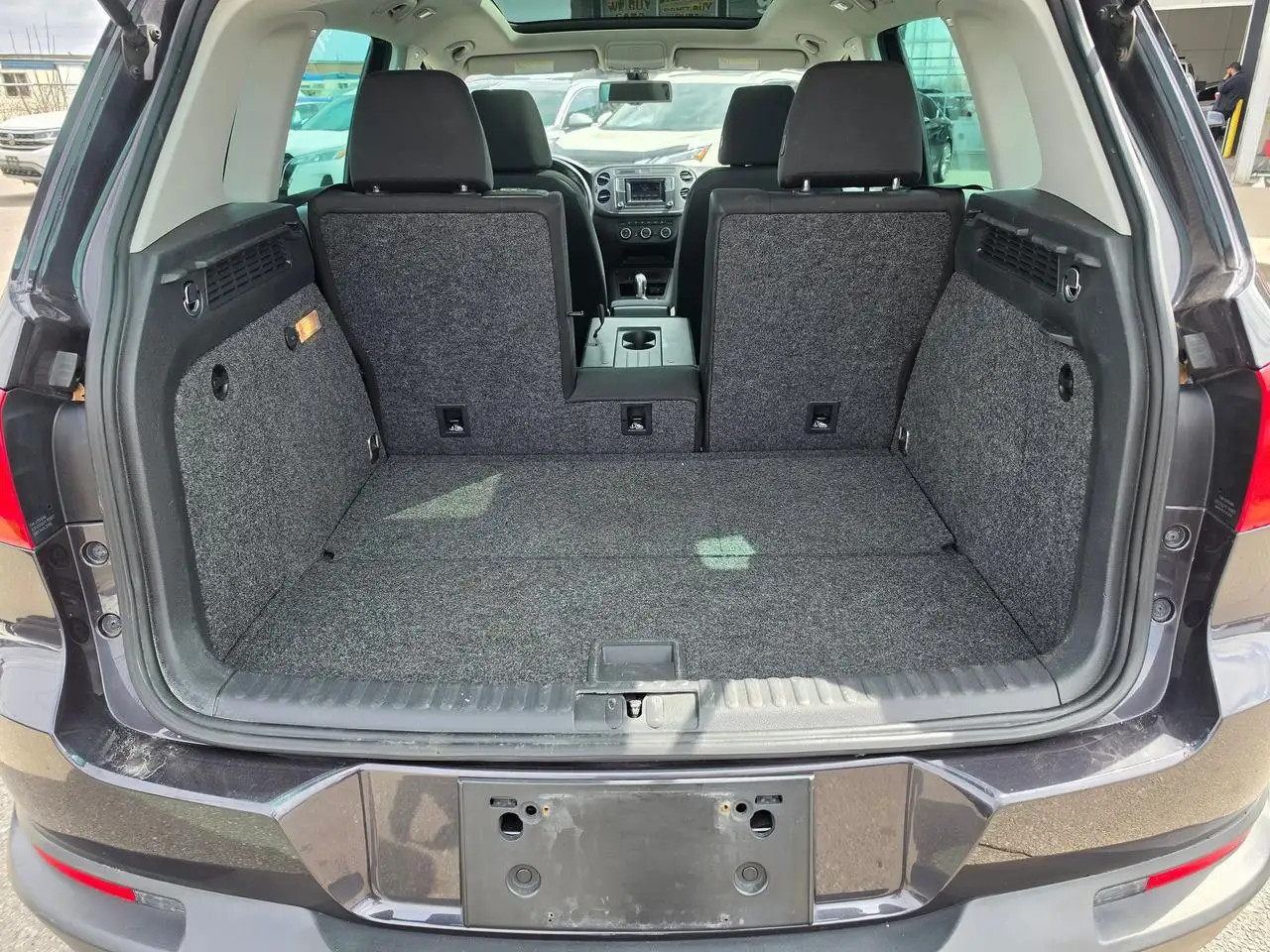 Volkswagen Tiguan снимка Volkswagen Tiguan