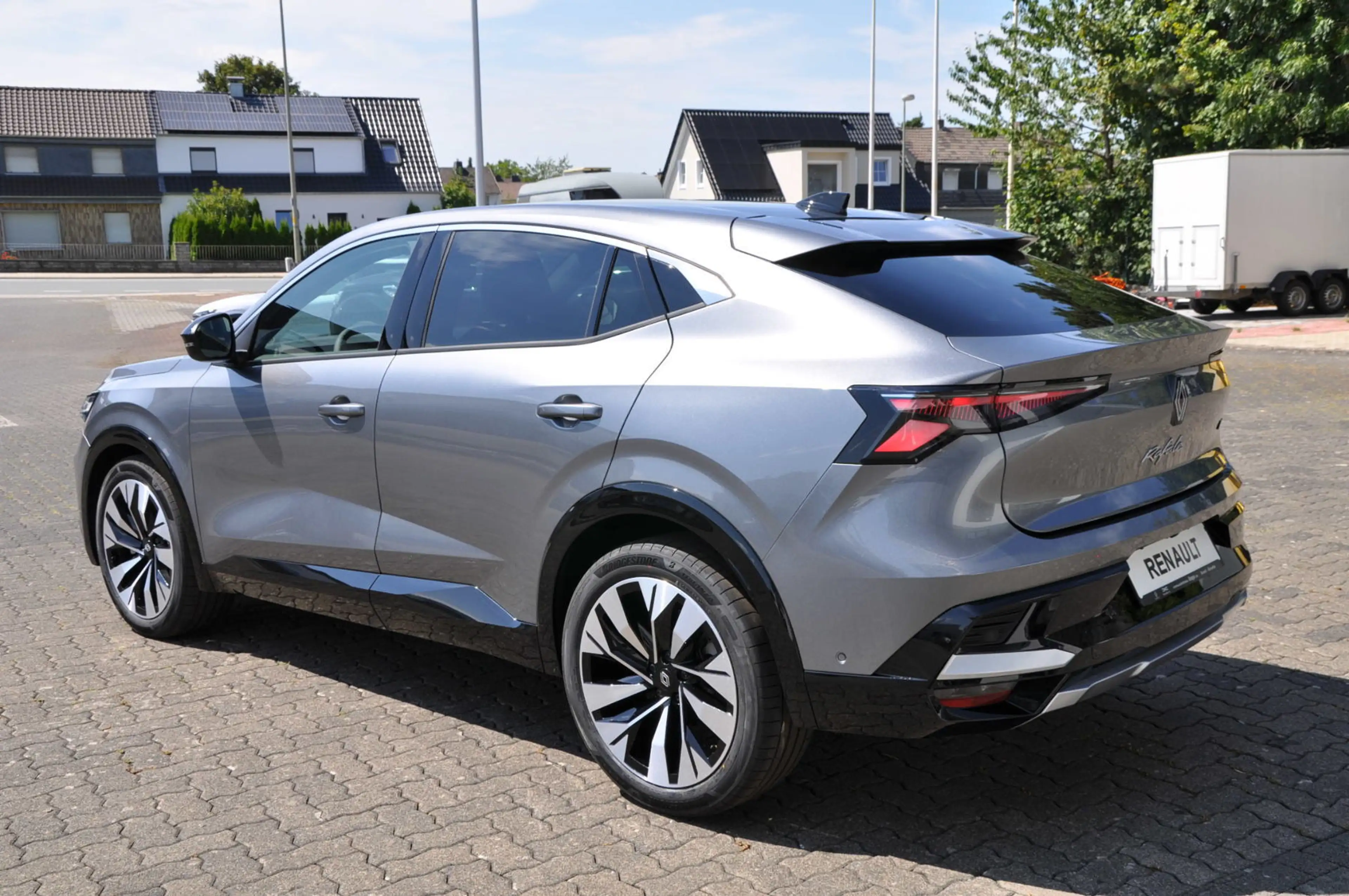 Renault Rafale Techno Full Hybrid E-Tech 200 *PDC*NAVI* — photo 9