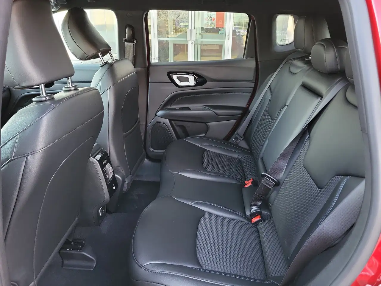 Jeep Compass снимка Jeep Compass