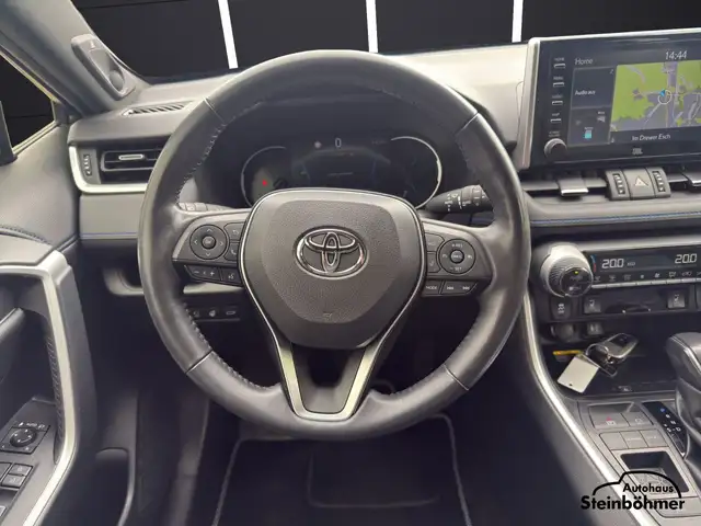 Toyota RAV4 view 17