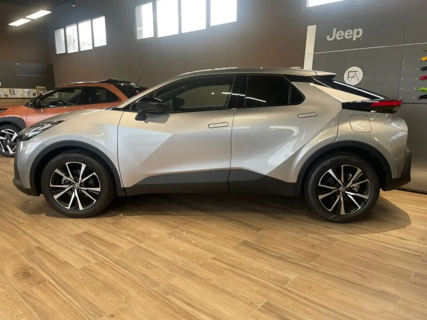 Toyota C-HR 1.8 HV Trend Weiß - 2