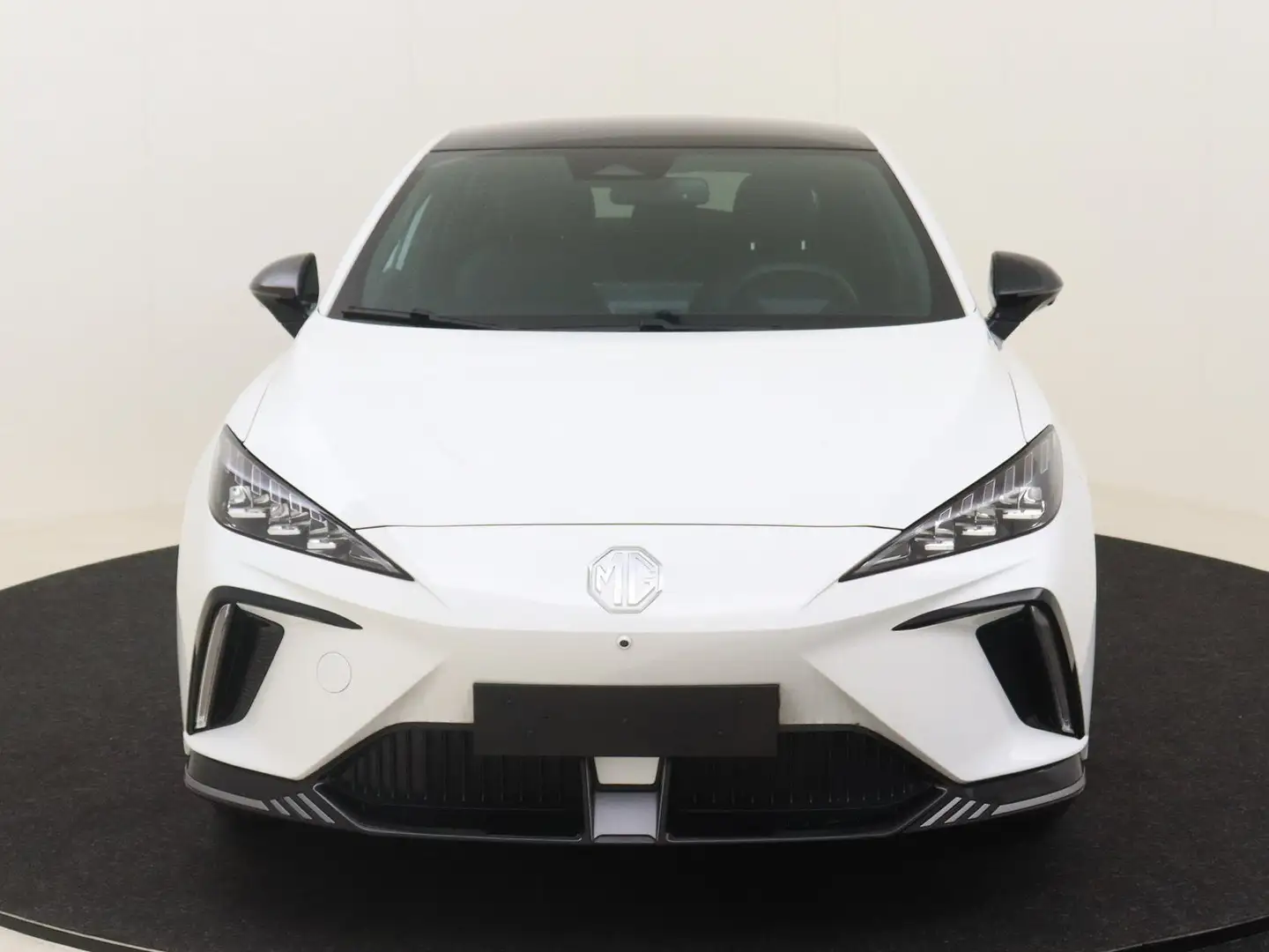 MG MG4 EV 64 kWh XPower Allrad Alb - 2