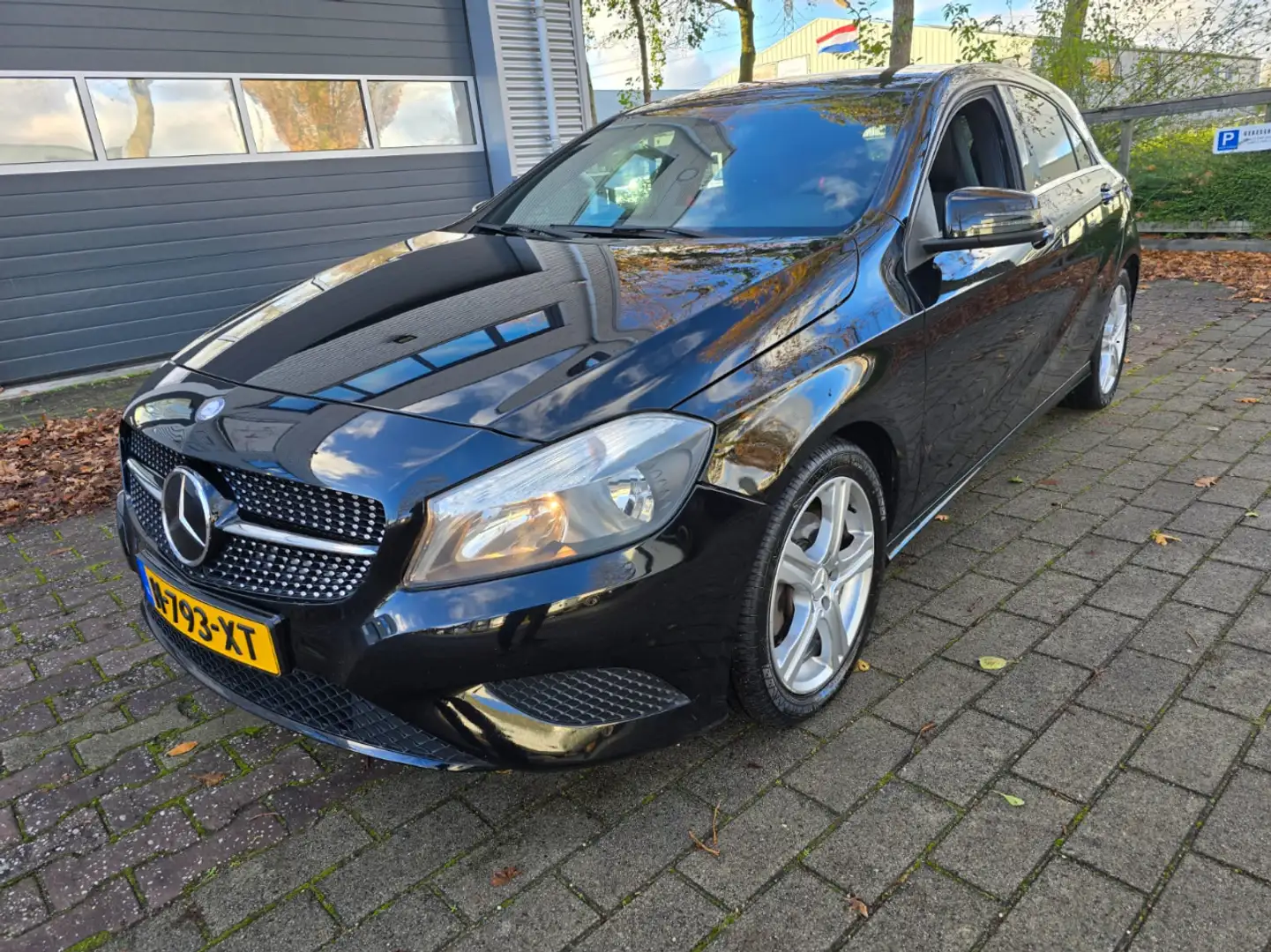 Mercedes-Benz A KLASSE 4180 AMBITION Чёрный - 1
