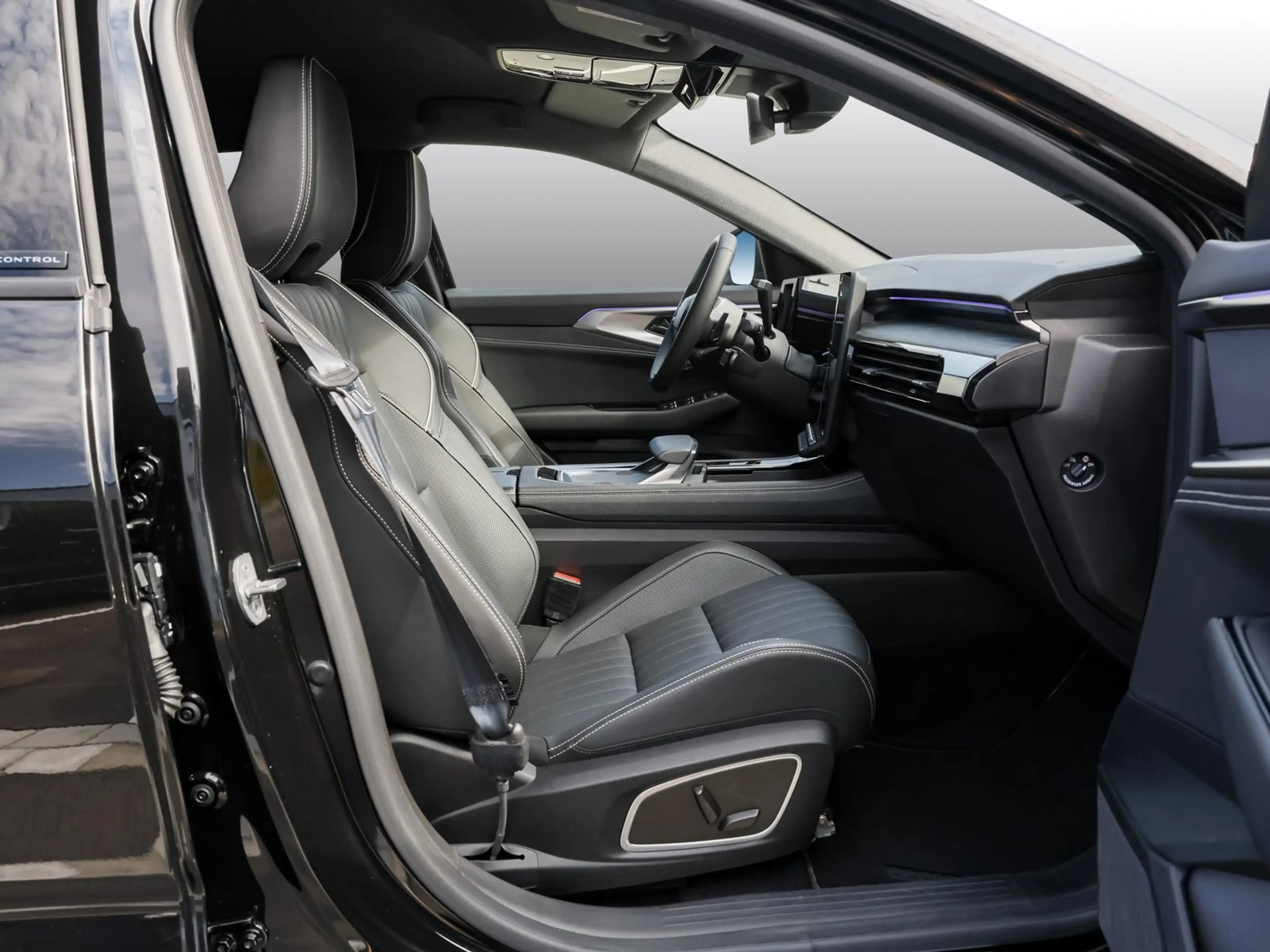 Renault Espace Iconic E-Tech BT — photo 3