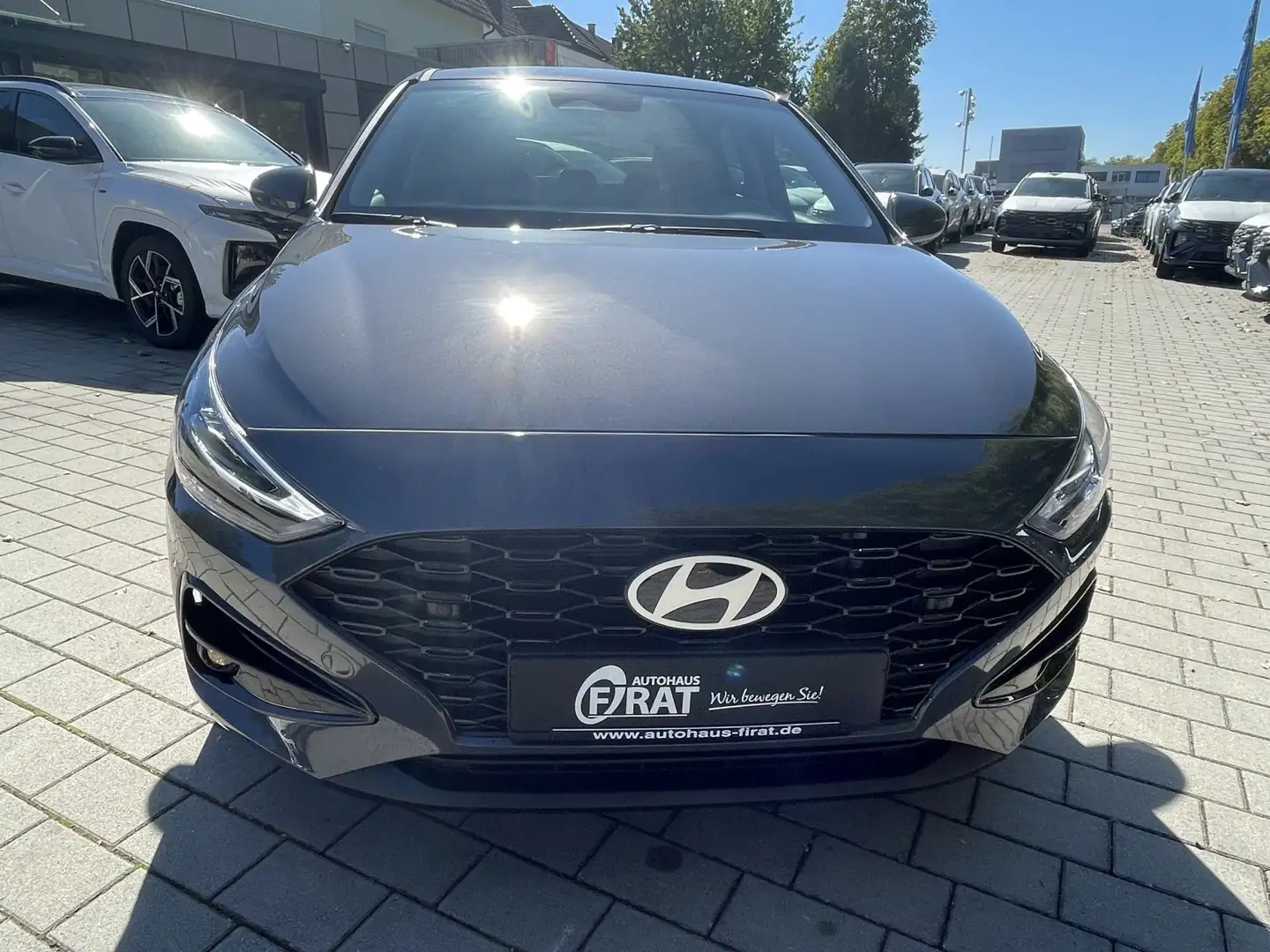 Hyundai i30 1,5 T-GDi R-Kamera/PDC Grau - 2