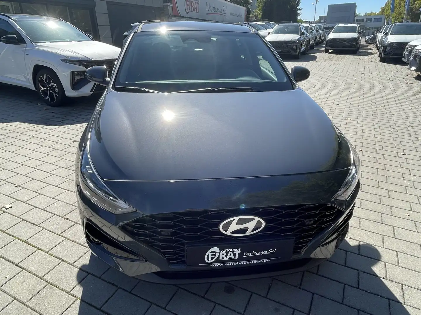 Hyundai i30 1,5 T-GDi R-Kamera/PDC Grau - 1