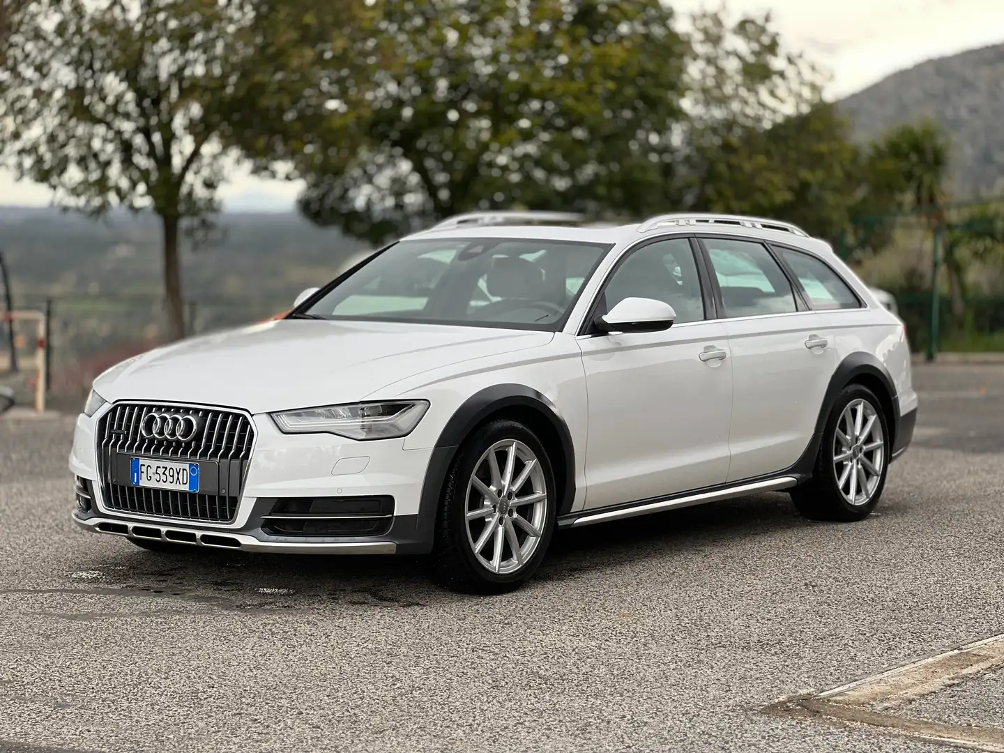 Audi A6 allroad 3.0 TDI 272cv TETTO PELLE SOSP PNEU IVA ESPOSTA Weiß - 1