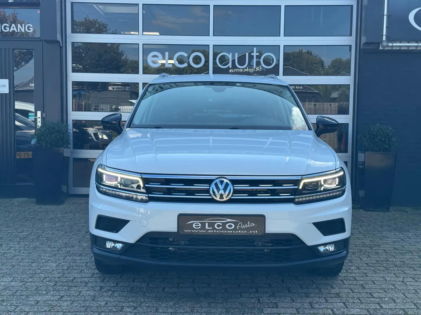 Volkswagen Tiguan 1.5 TSI ACT Highline Business IQ Drive /CarPlay Wit - 2