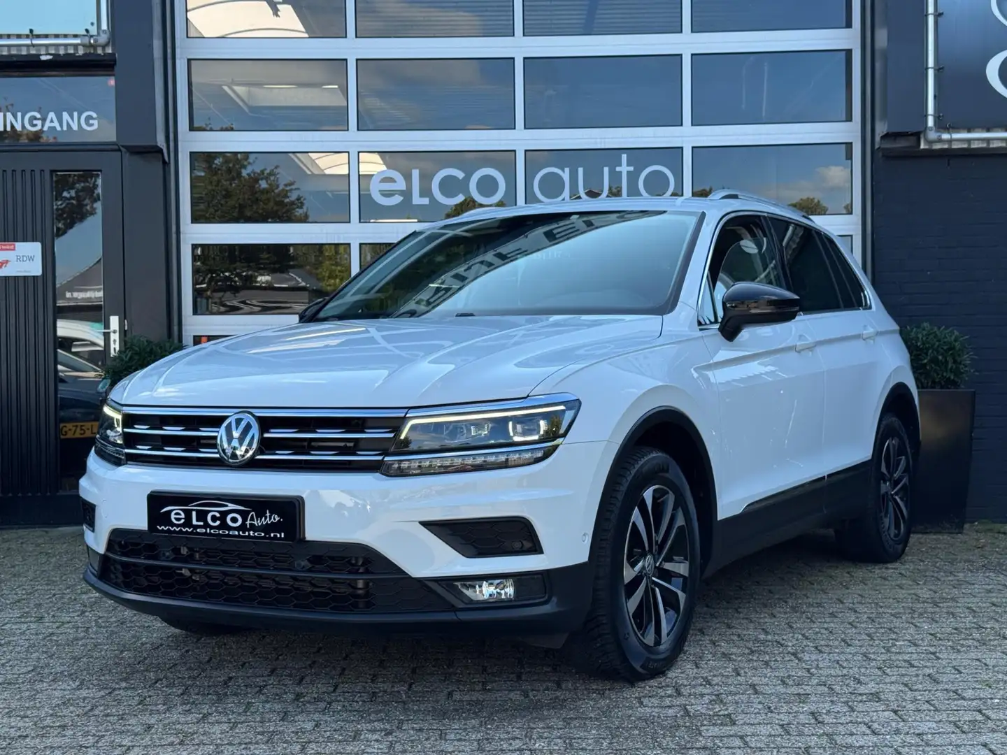 Volkswagen Tiguan 1.5 TSI ACT Highline Business IQ Drive /CarPlay Wit - 1