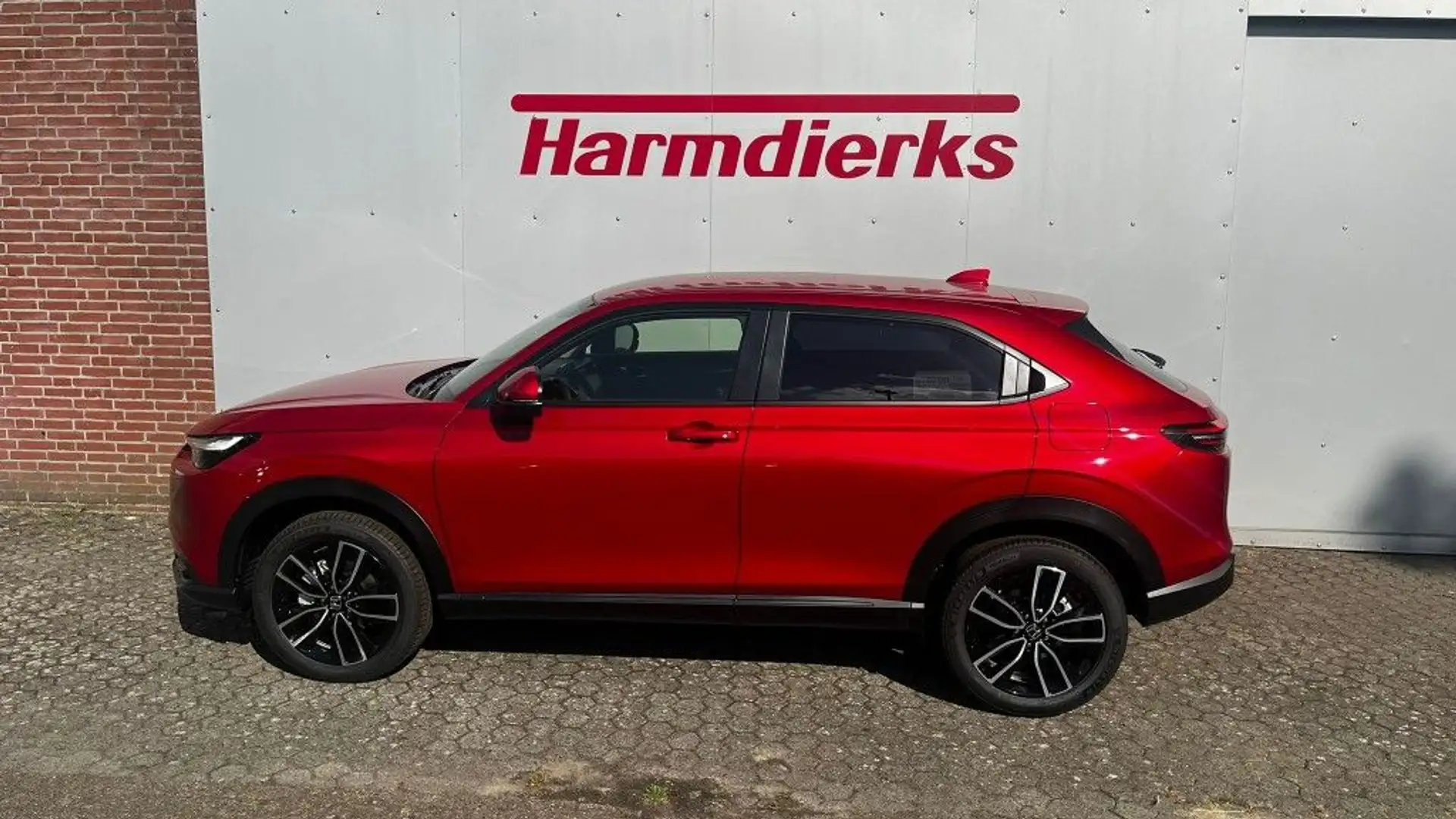 Honda HR-V HR-V e:HEV 1.5 i-MMD Hybrid Elegance (RV/RV) Красный - 2