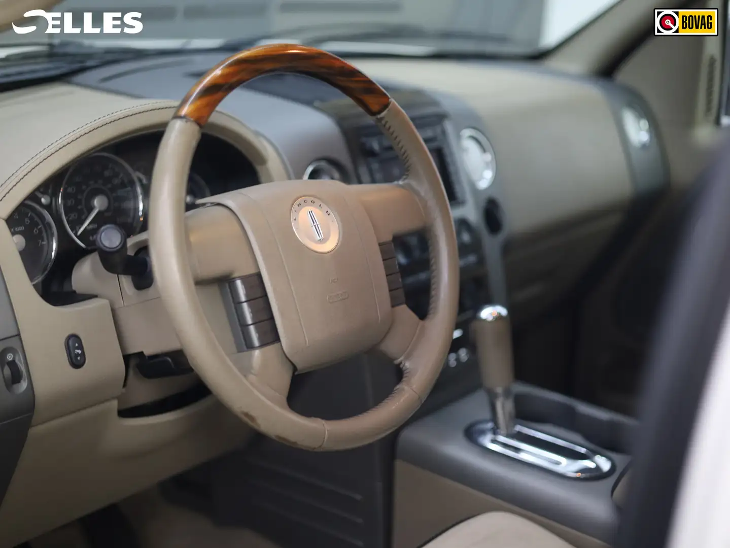 Lincoln Mark LT 5.4L V8 4x4 | LPG | Koppen gereviseerd Beige - 2