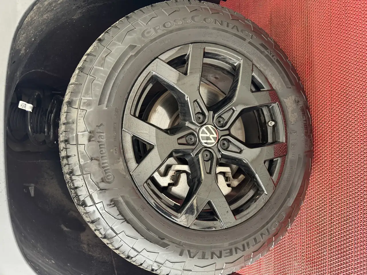Volkswagen Atlas снимка Volkswagen Atlas