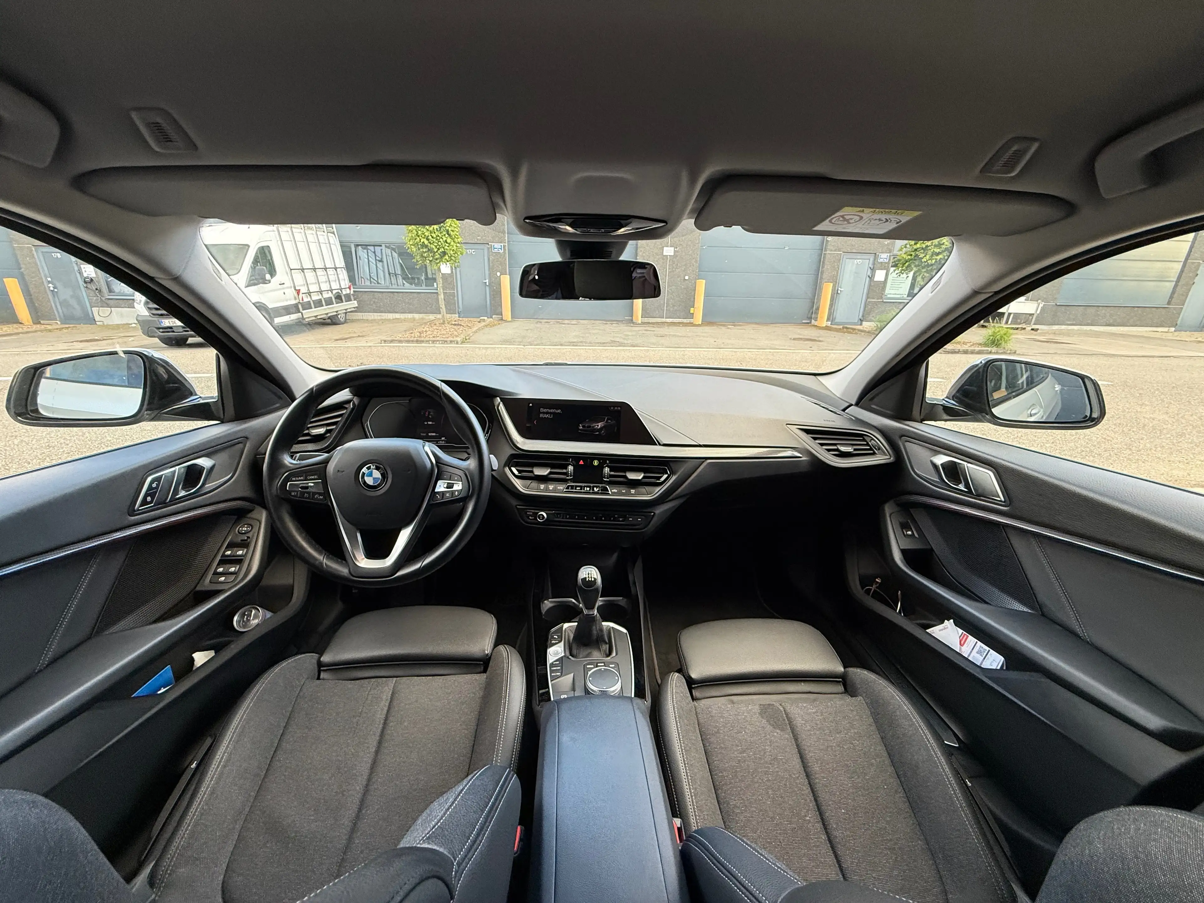 BMW 118 118i Sport-Line — photo 11