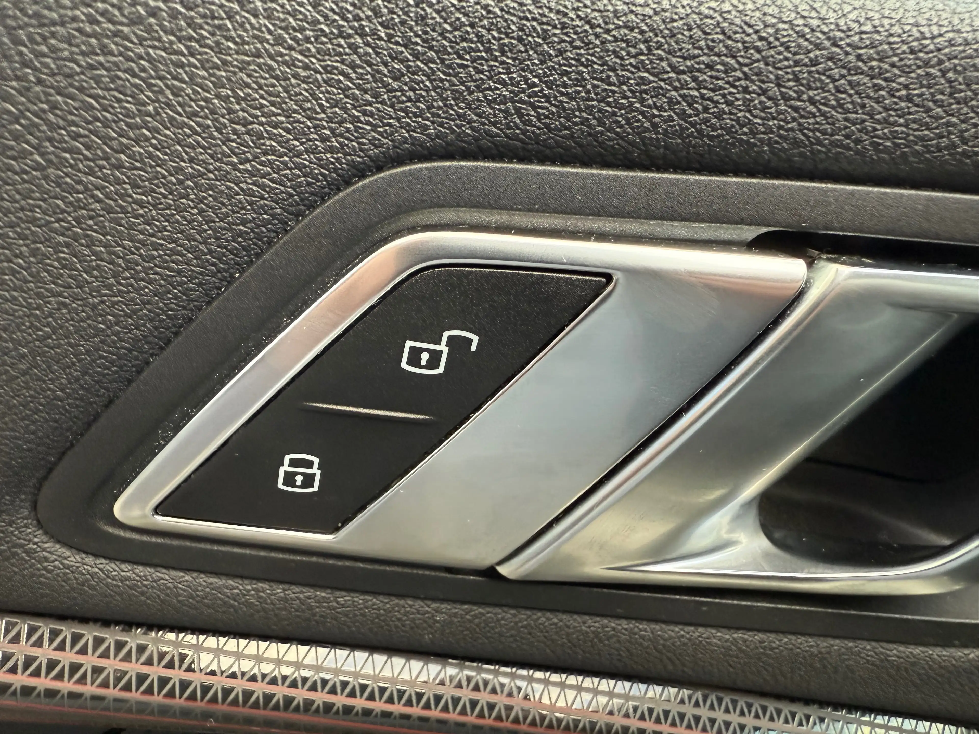 BMW 118 118i Sport-Line — photo 14