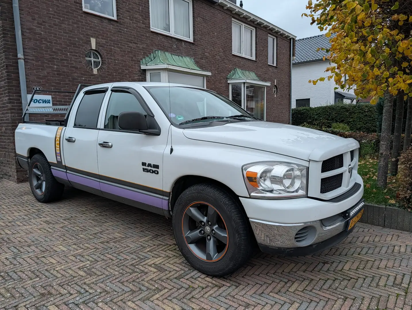 Dodge RAM Thunder Road Білий - 2