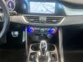 Alfa Romeo Giulia Super Noir - thumbnail 15