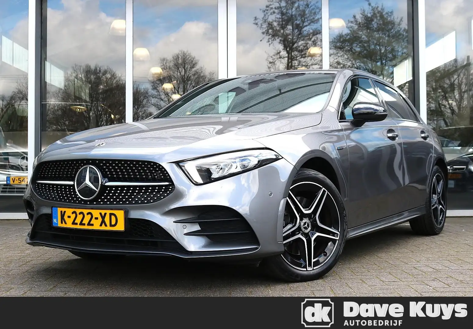 Mercedes-Benz A 250 e Business Solution AMG Limited Grigio - 1