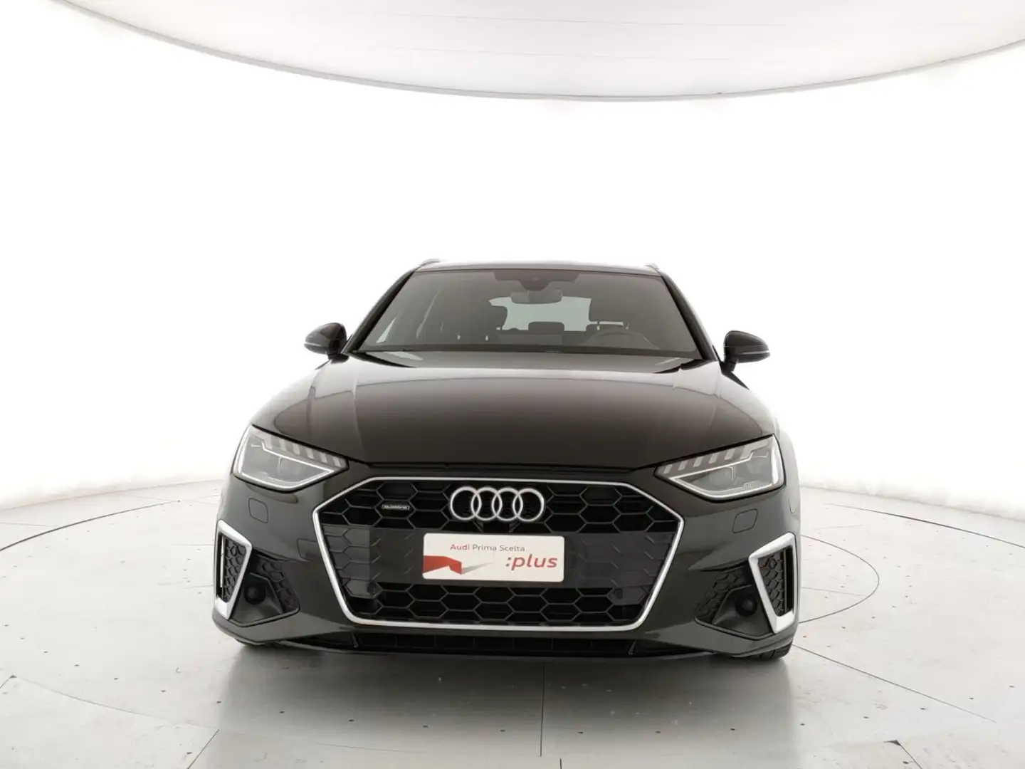Audi A4 Avant 40 TDI quattro S tronic S line edition Nero - 2