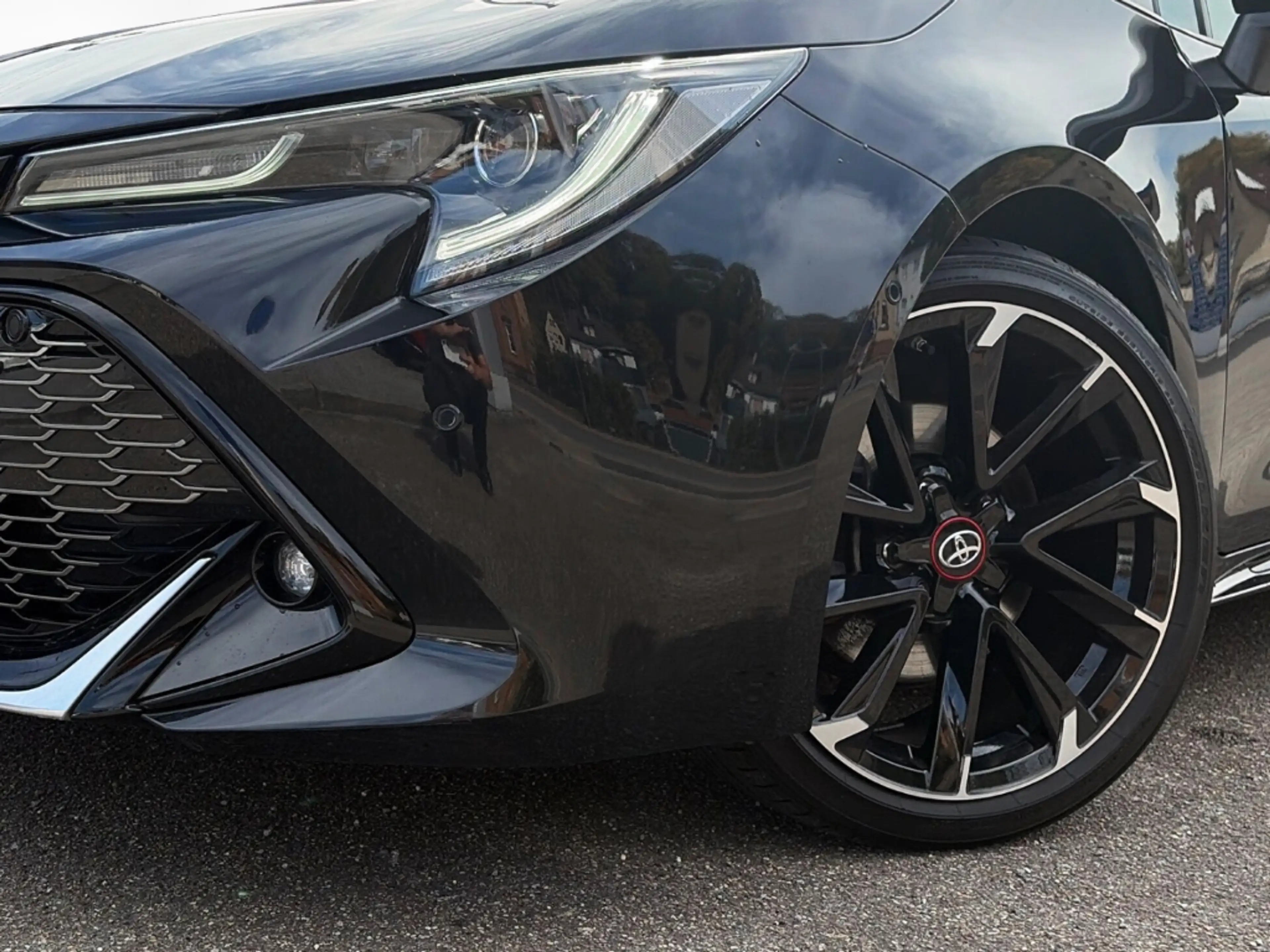 Toyota Corolla 2.0 Hybrid GR Sport Touring Sports Black Edition + — photo 7