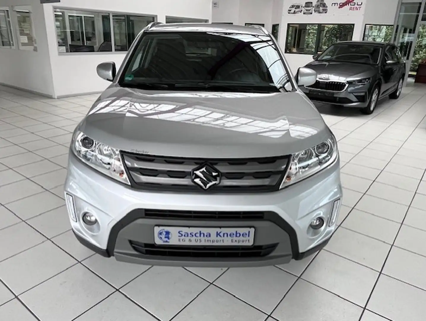 Suzuki Vitara Comfort 1.6 4x4 SHZ/8-Fachbereif./1Hand/Navi/Schec Grigio - 1