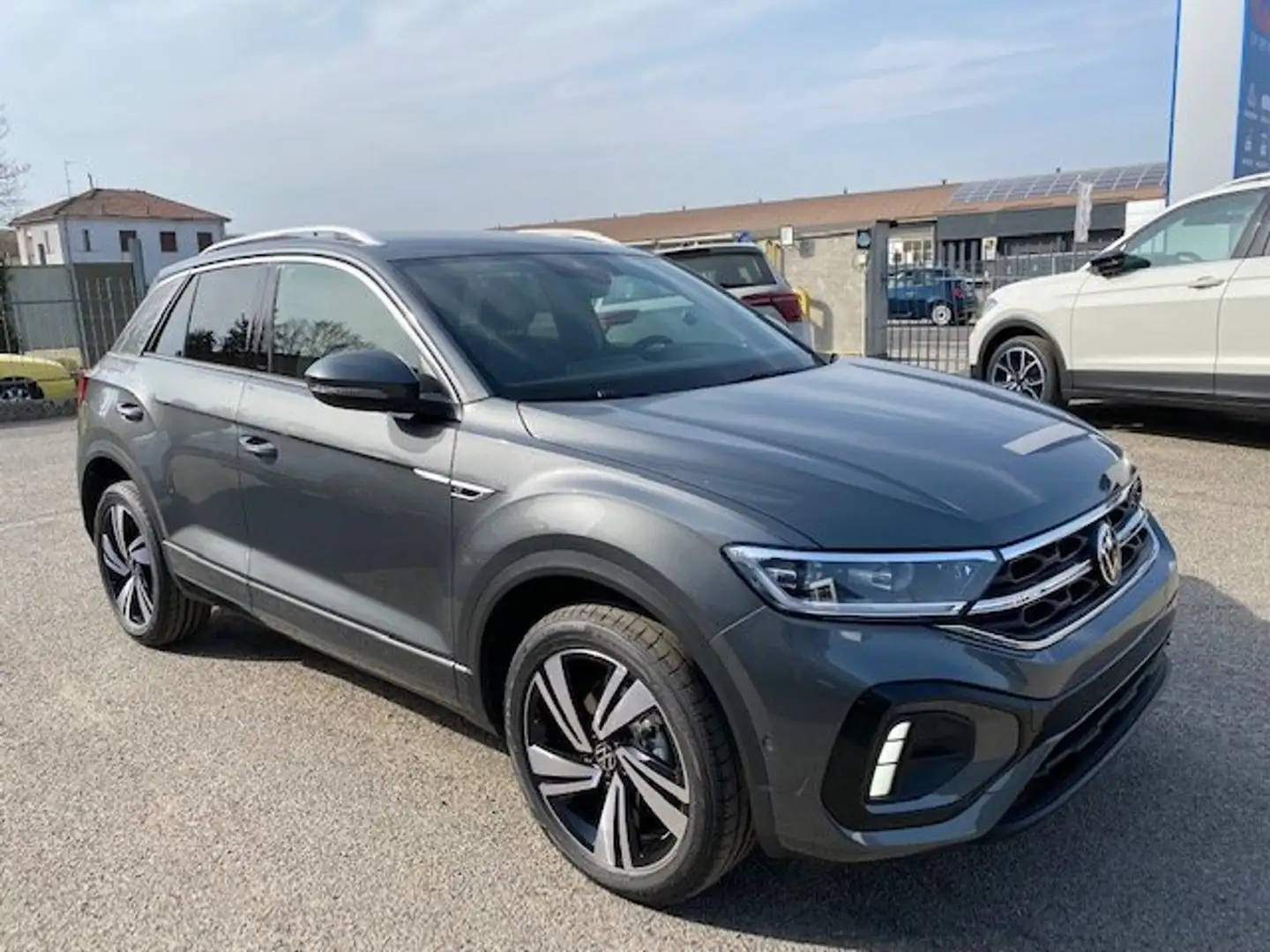 Volkswagen T-Roc 1.5 TSI DSG R-Line Plus -VARIE -1.800€ Manuale Bianco - 2