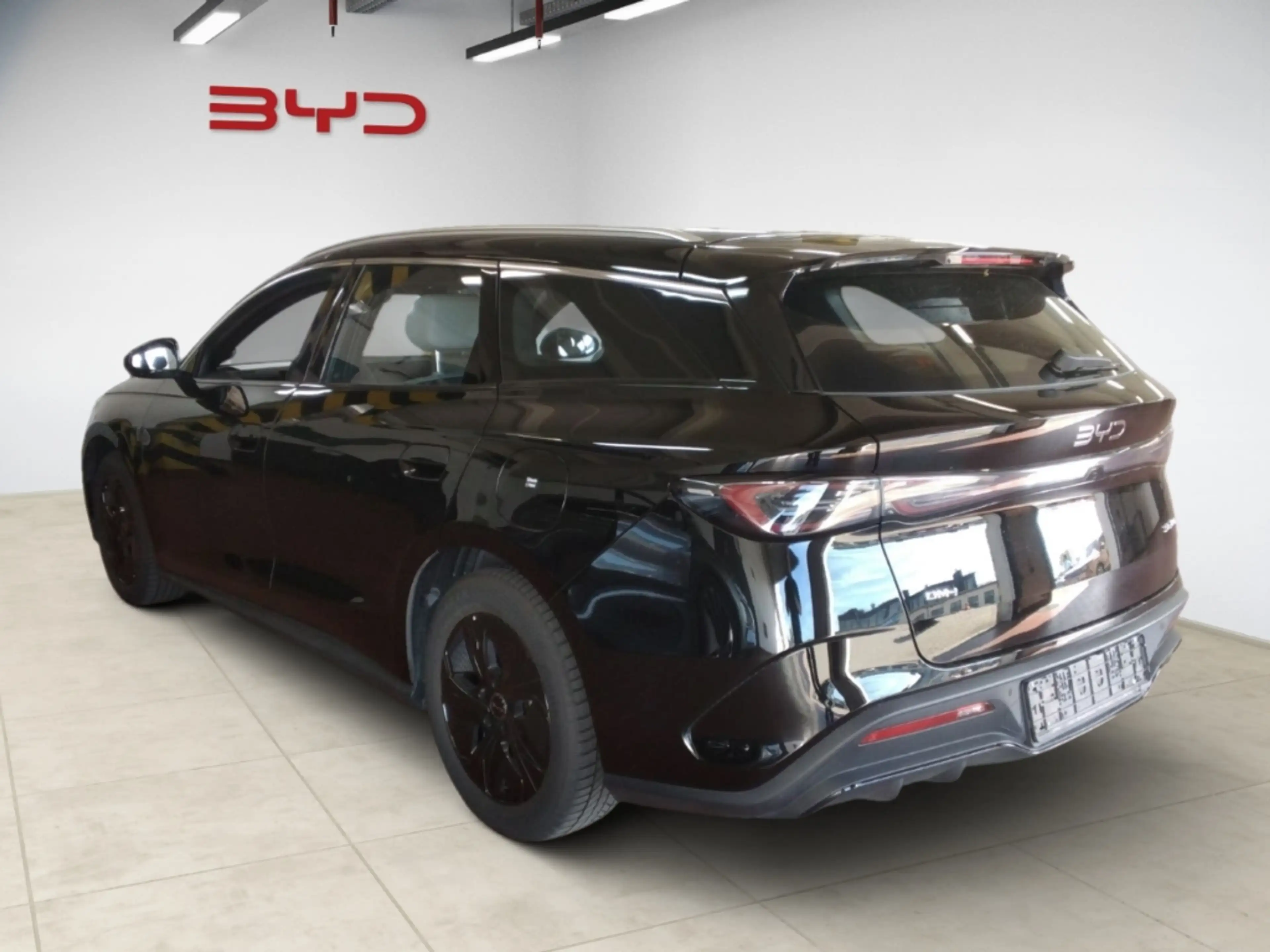 BYD Seal PHEV 1.5 160KW NAVI,KLIMA,SITZHZG,CARPLAY — photo 4