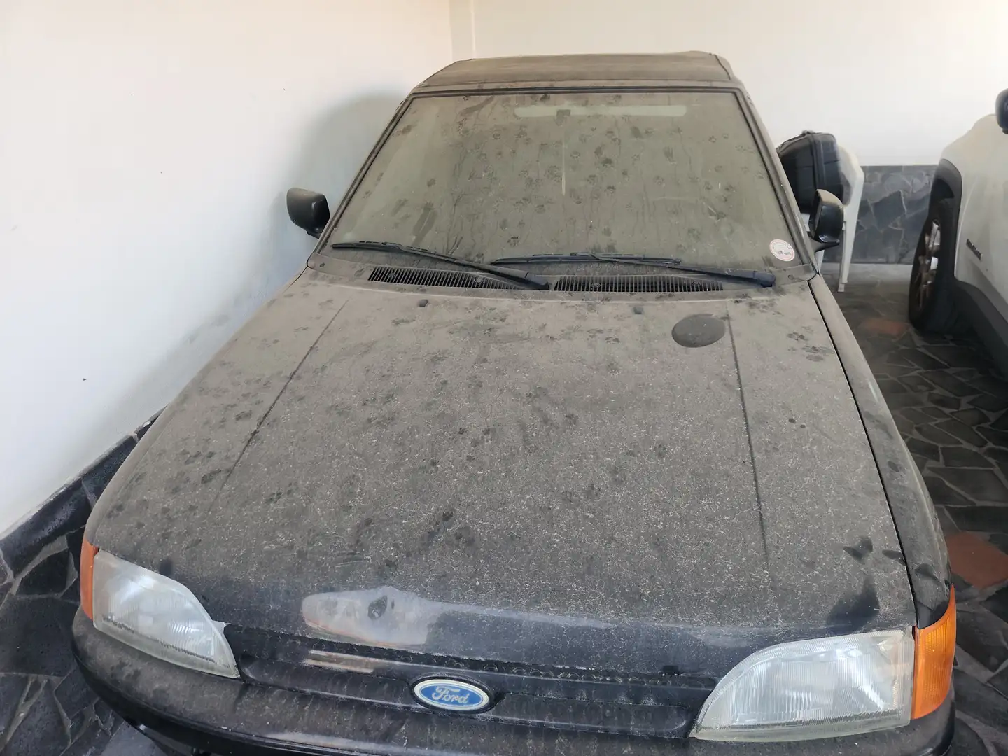 Ford Escort Cabrio 1.6 cvh efi - 1