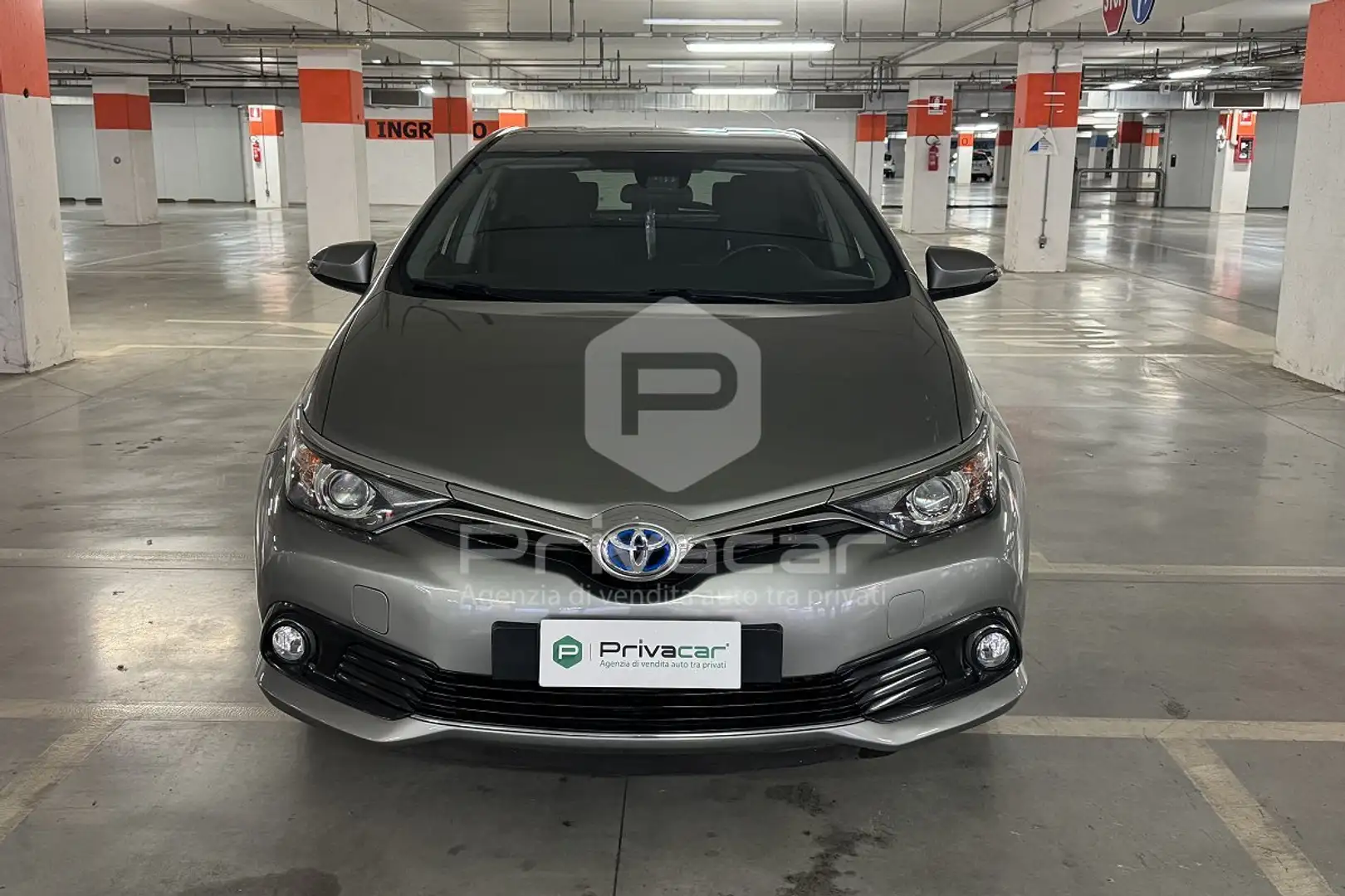 Toyota Auris Auris 1.8 Hybrid Lounge Argent - 2