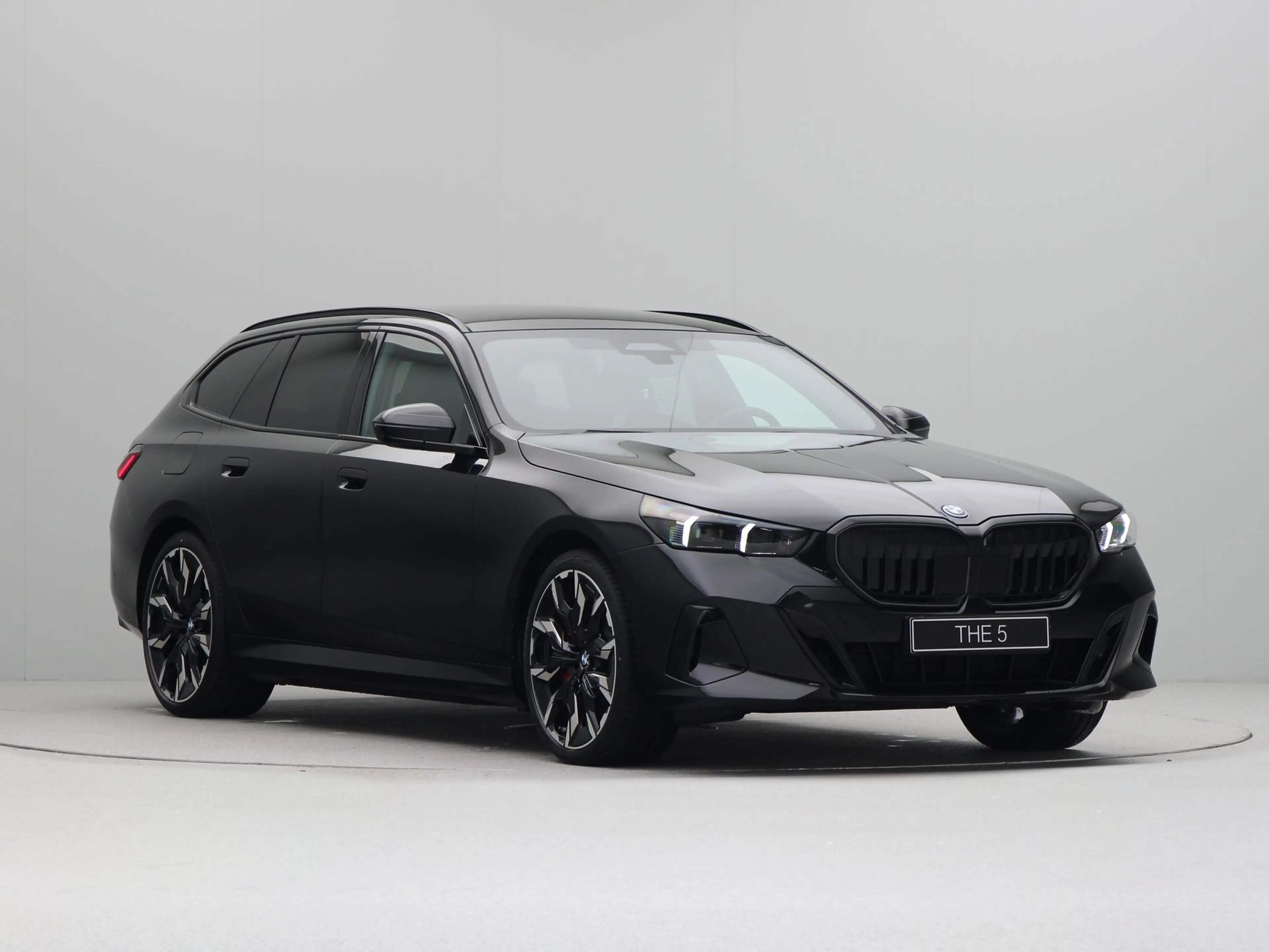 BMW 550 5 Serie 550e Touring xDrive — photo 7