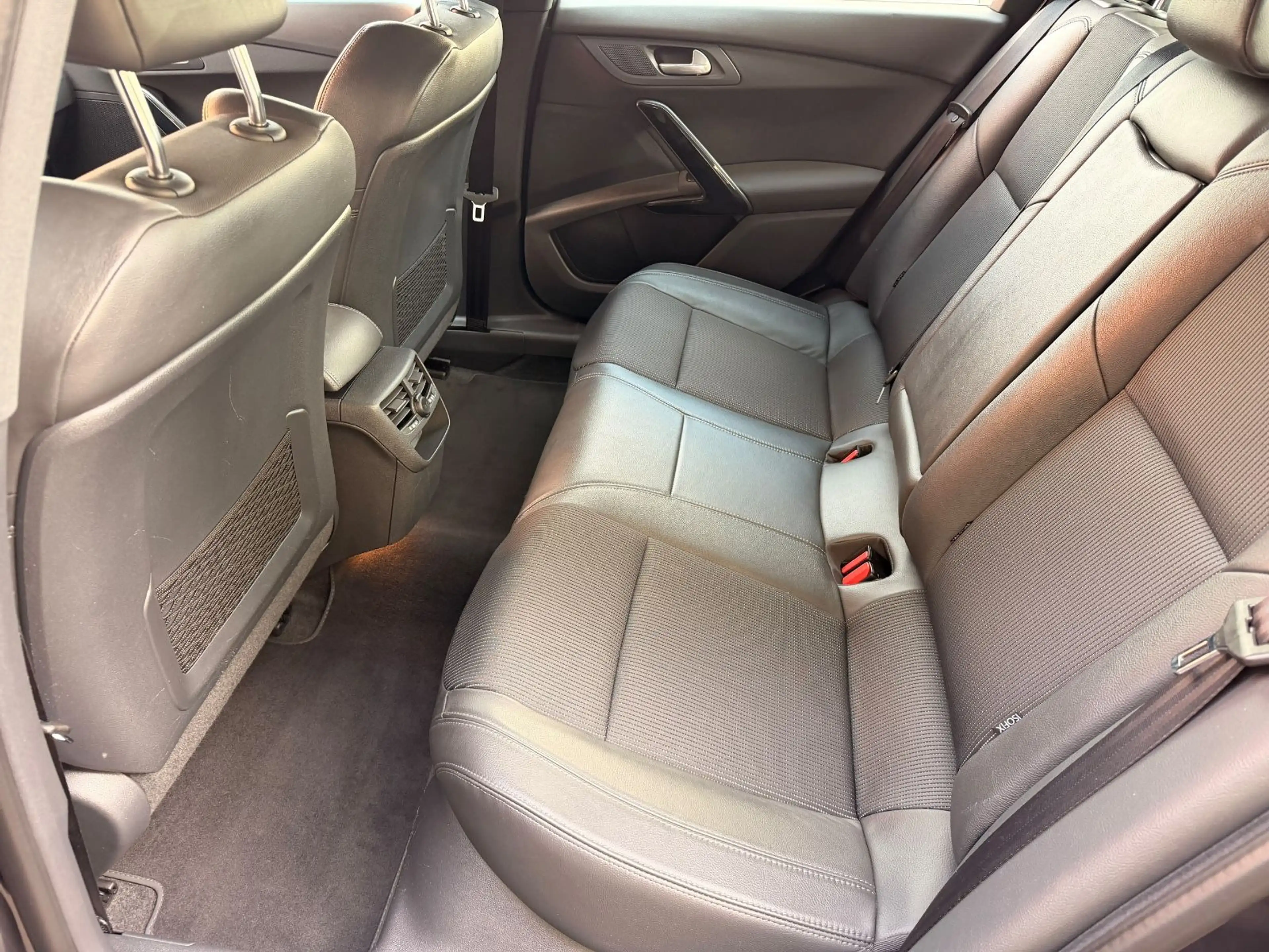 Peugeot 508 Allure LED HUD NAVI KAMERA Park-Assist Euro6 — photo 15
