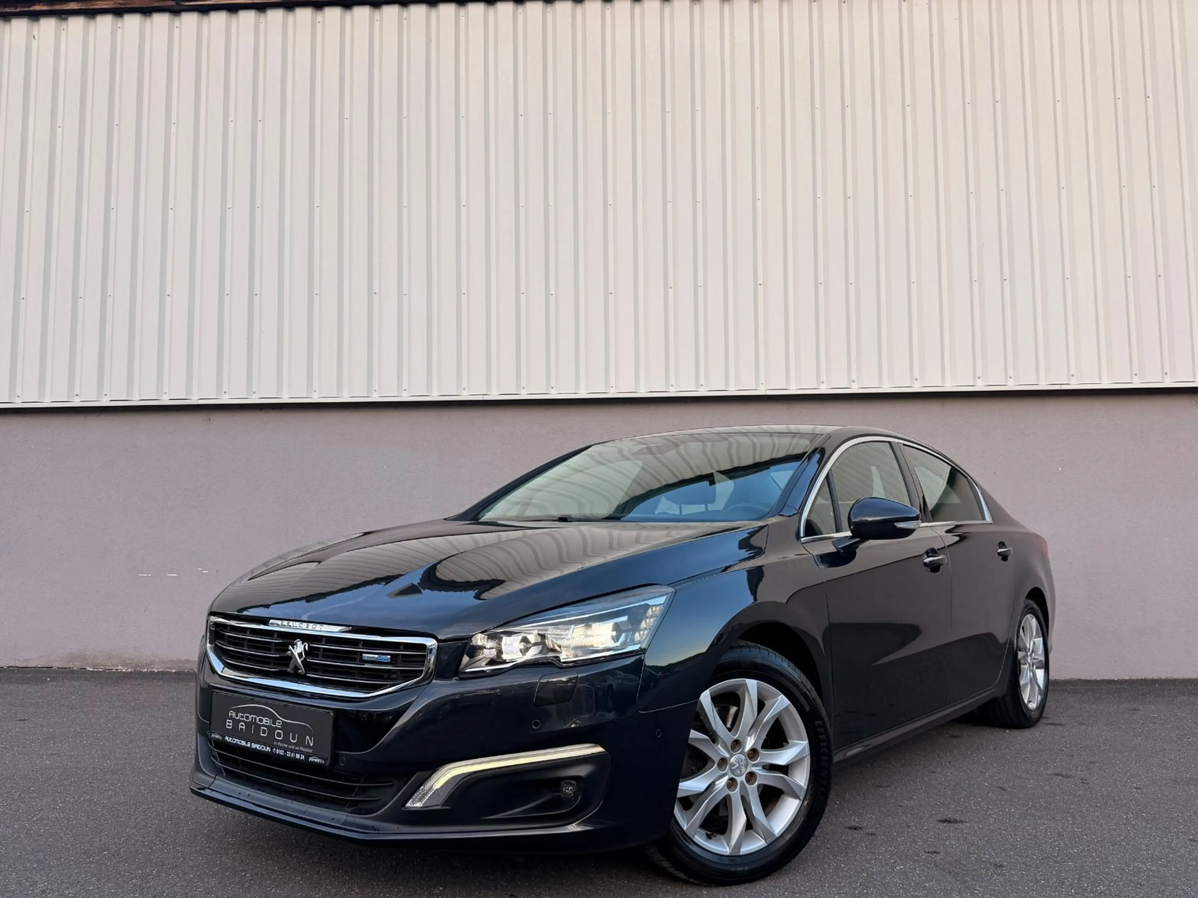 Peugeot 508 Allure LED HUD NAVI KAMERA Park-Assist Euro6