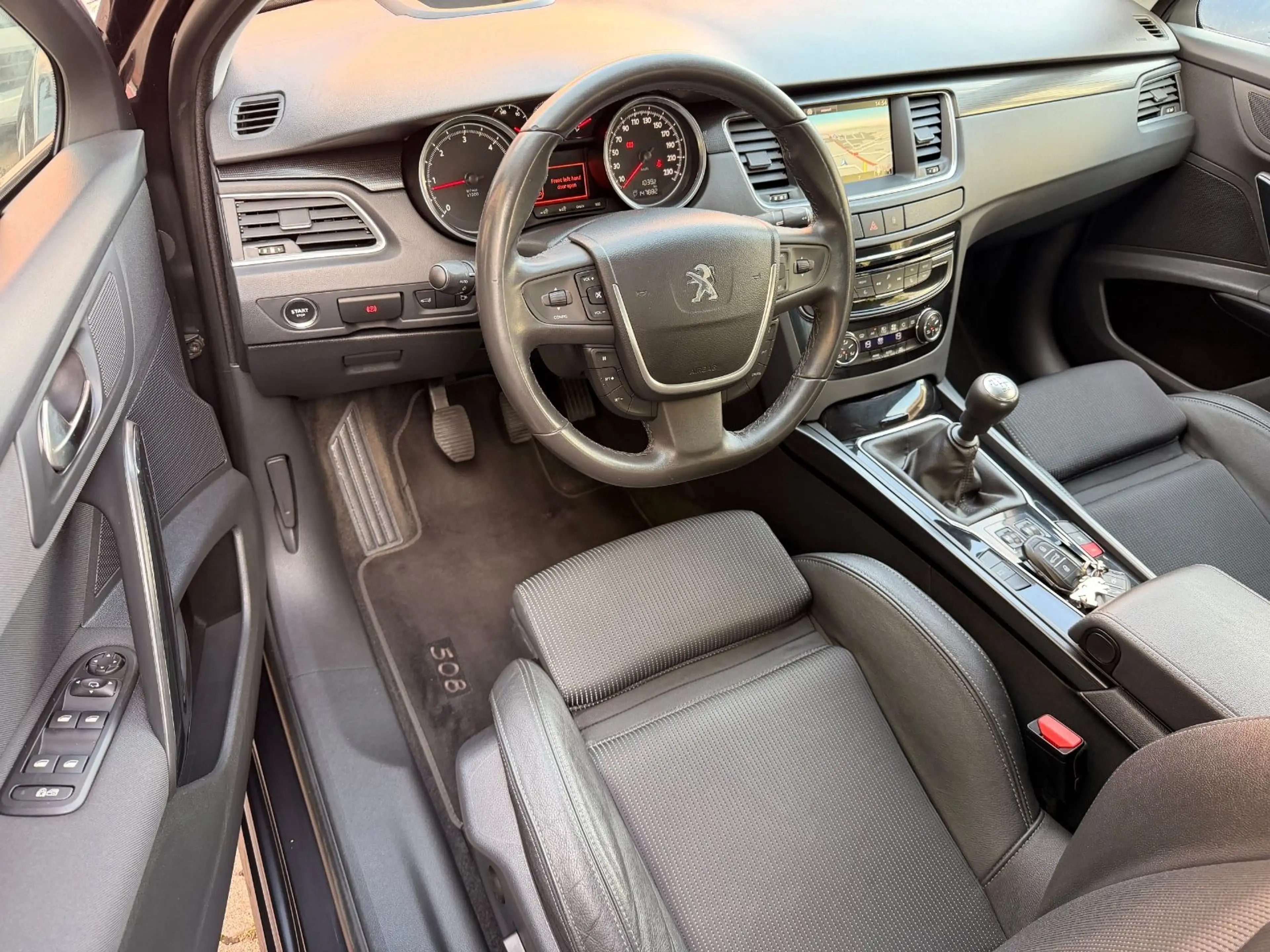 Peugeot 508 Allure LED HUD NAVI KAMERA Park-Assist Euro6 — photo 10