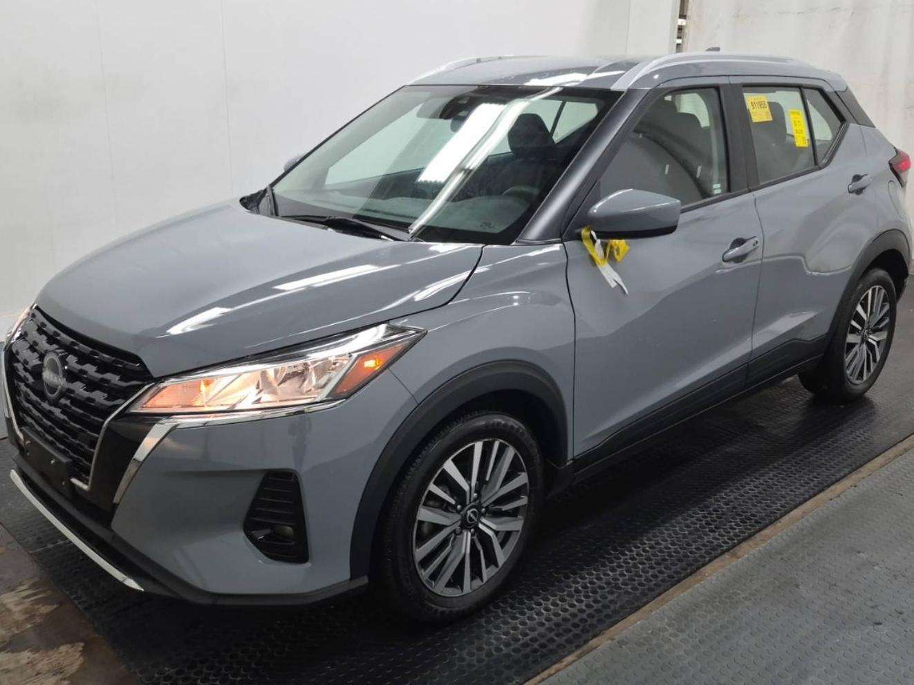 Gray 2024 Nissan Kicks SUV / Crossover Front-Wheel Drive Automatic