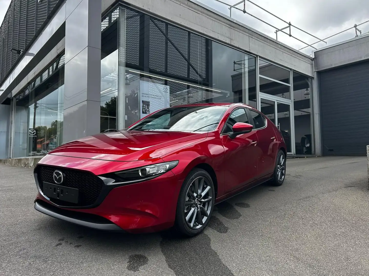 Mazda 3 Centre-Line MY2025 5DR Hatchback e-Skyactiv G 1... - 1