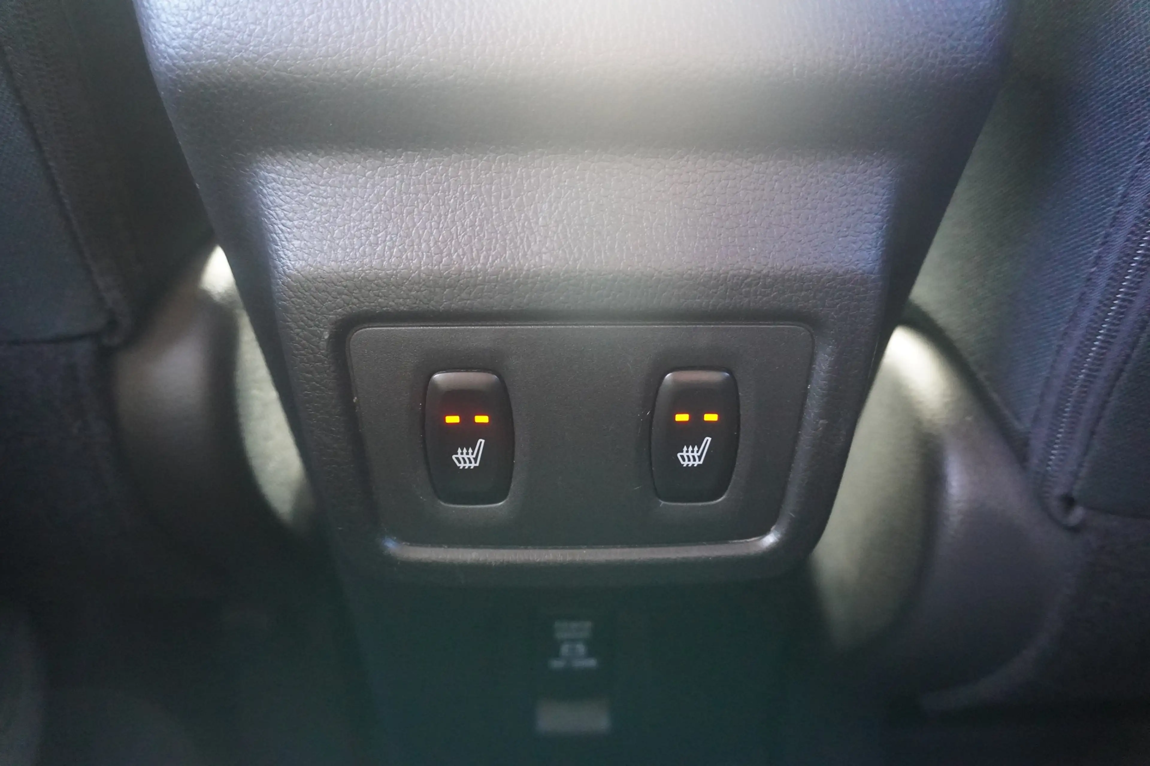 Mitsubishi Eclipse Cross 1.5 T-MIVEC Active 2WD LED Head-Up — photo 13