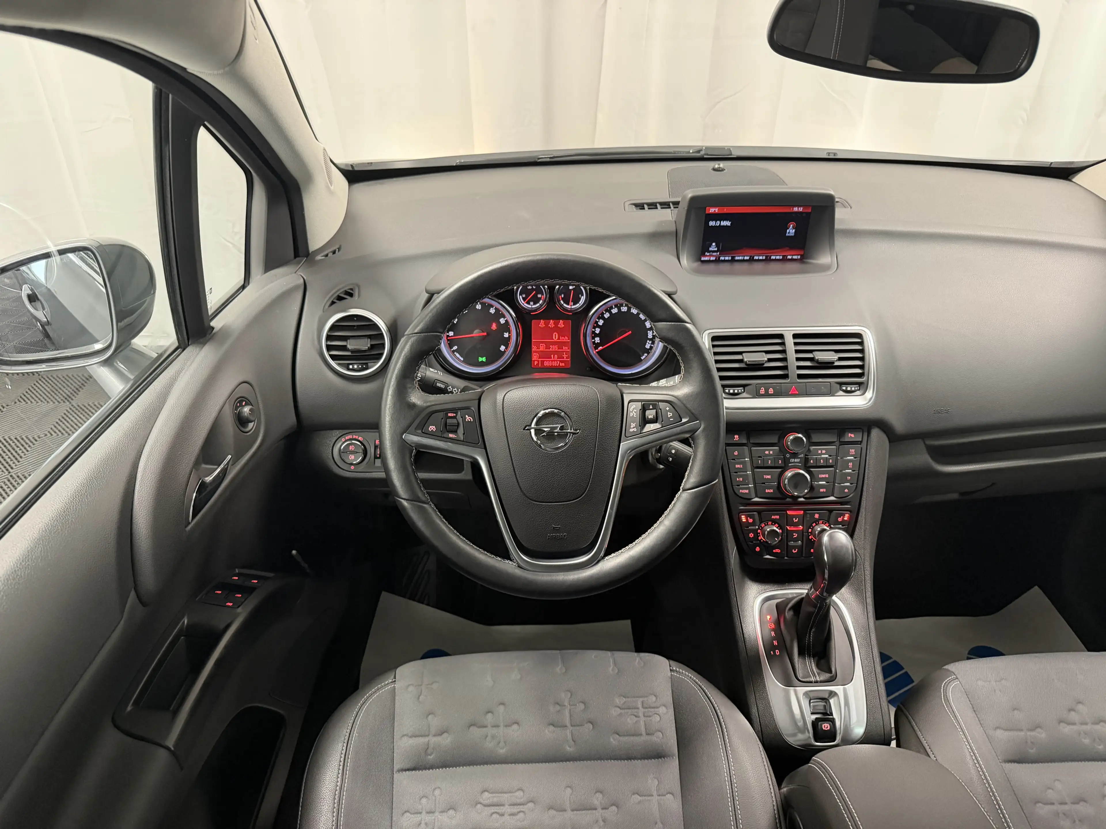 Opel Meriva 1.4 Turbo Automatik Innovation AHK Kamera — photo 13