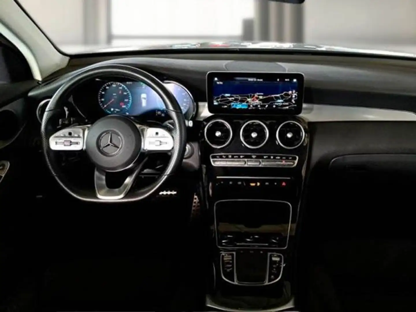 Mercedes-Benz GLC 300 de 9G 4MATIC AMG Line AIRMATIC/Panorama Grijs - 2