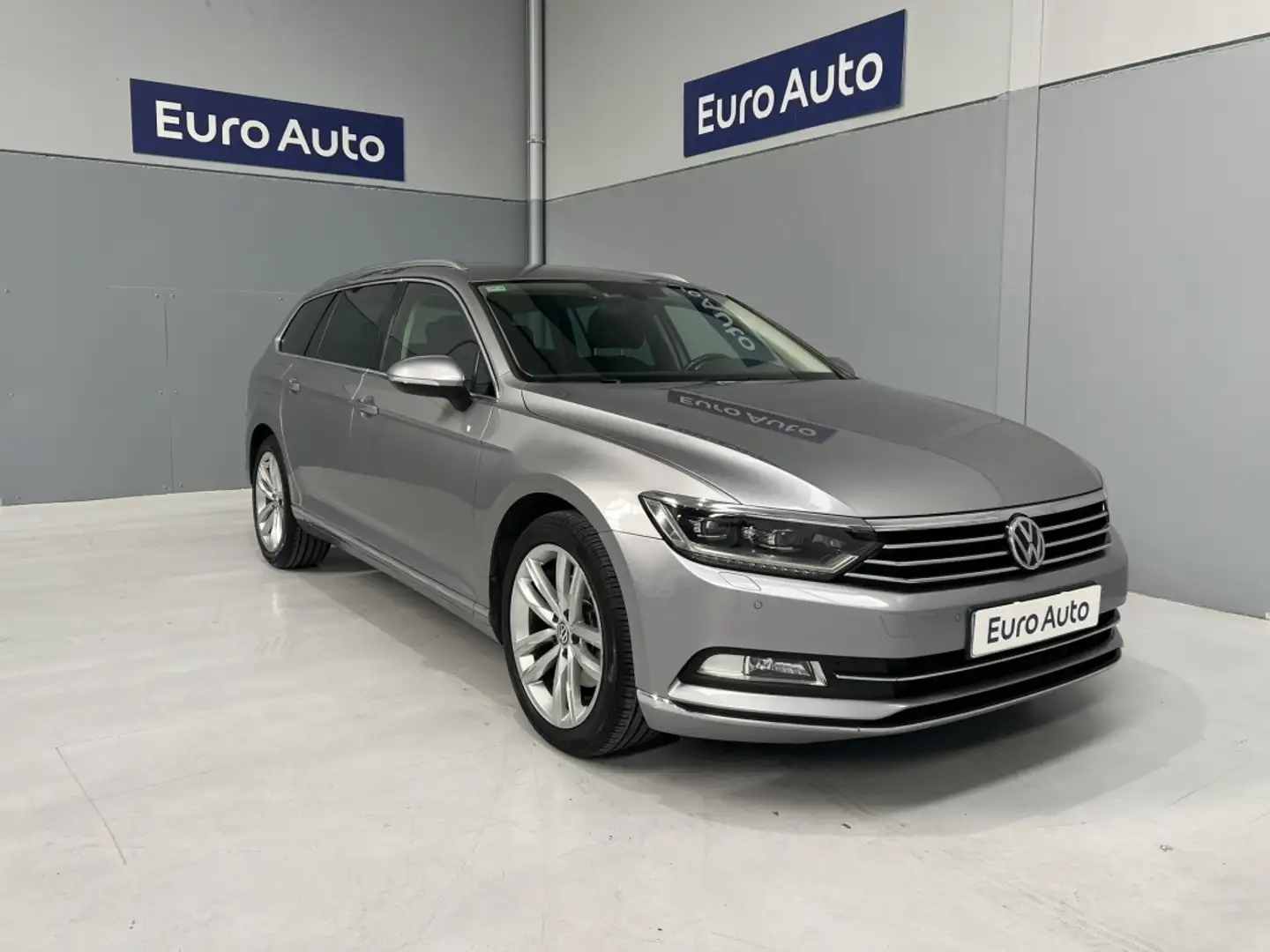 Volkswagen Passat Variant 2.0TDI Sport DSG7 110kW Gris - 1