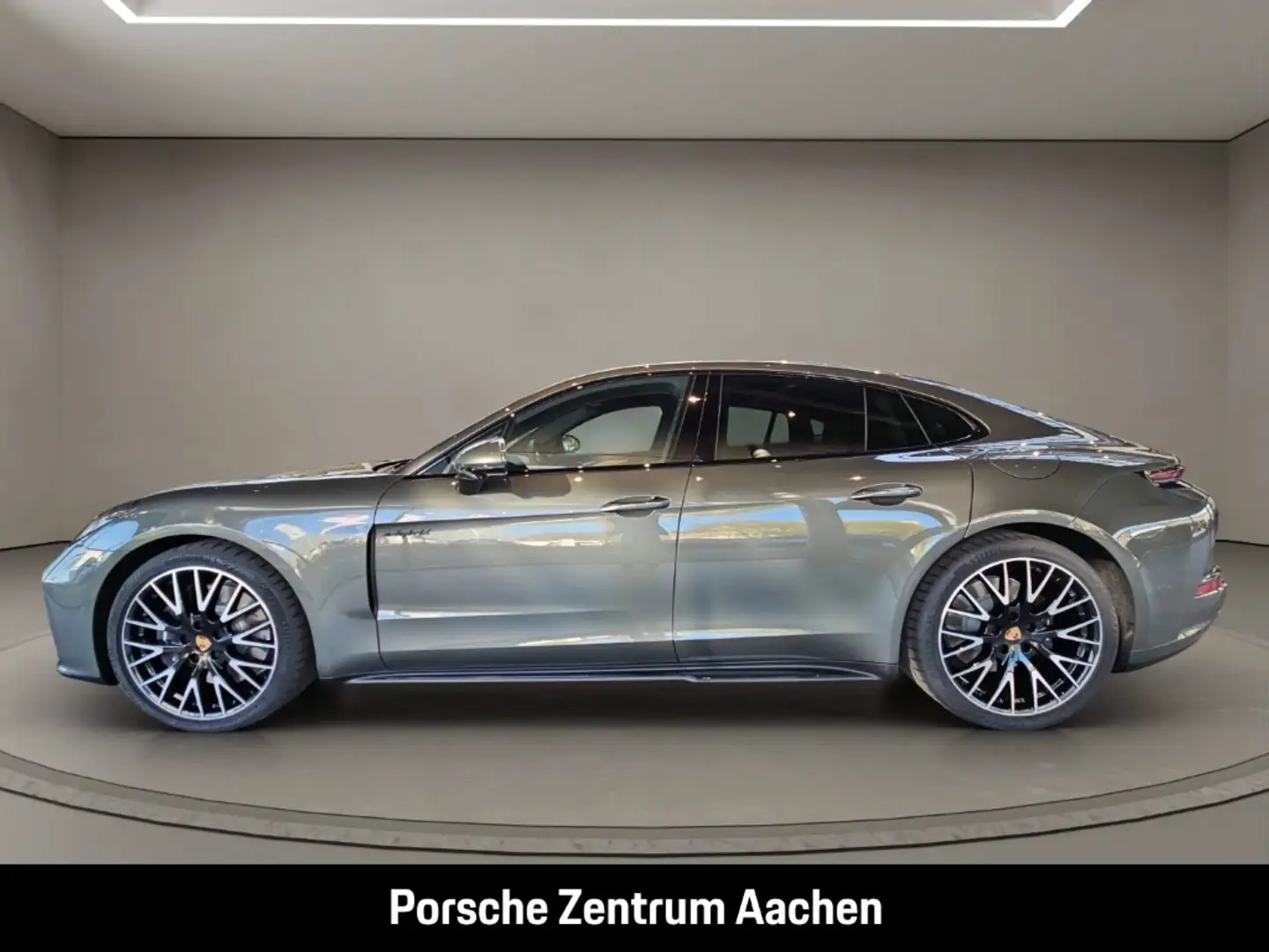 Porsche Panamera 4 E-Hybrid BOSE Panoramadach LED-Matrix Grün - 2
