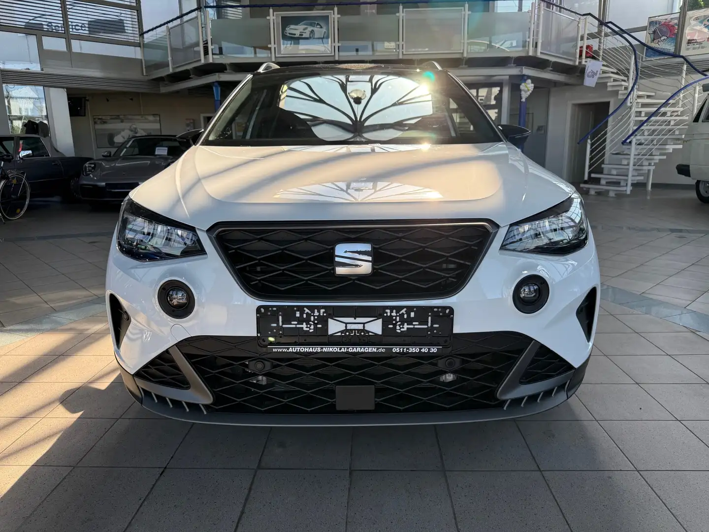 SEAT Arona 1.0TSI FR Automatik ACC R-Kamera FullLink Wit - 2
